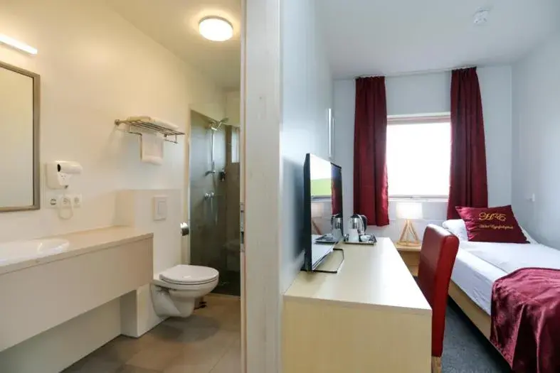 Single Room with Bath in Hótel Eyjafjallajökull Single Room with Bath in Hótel Eyjafjallajökull