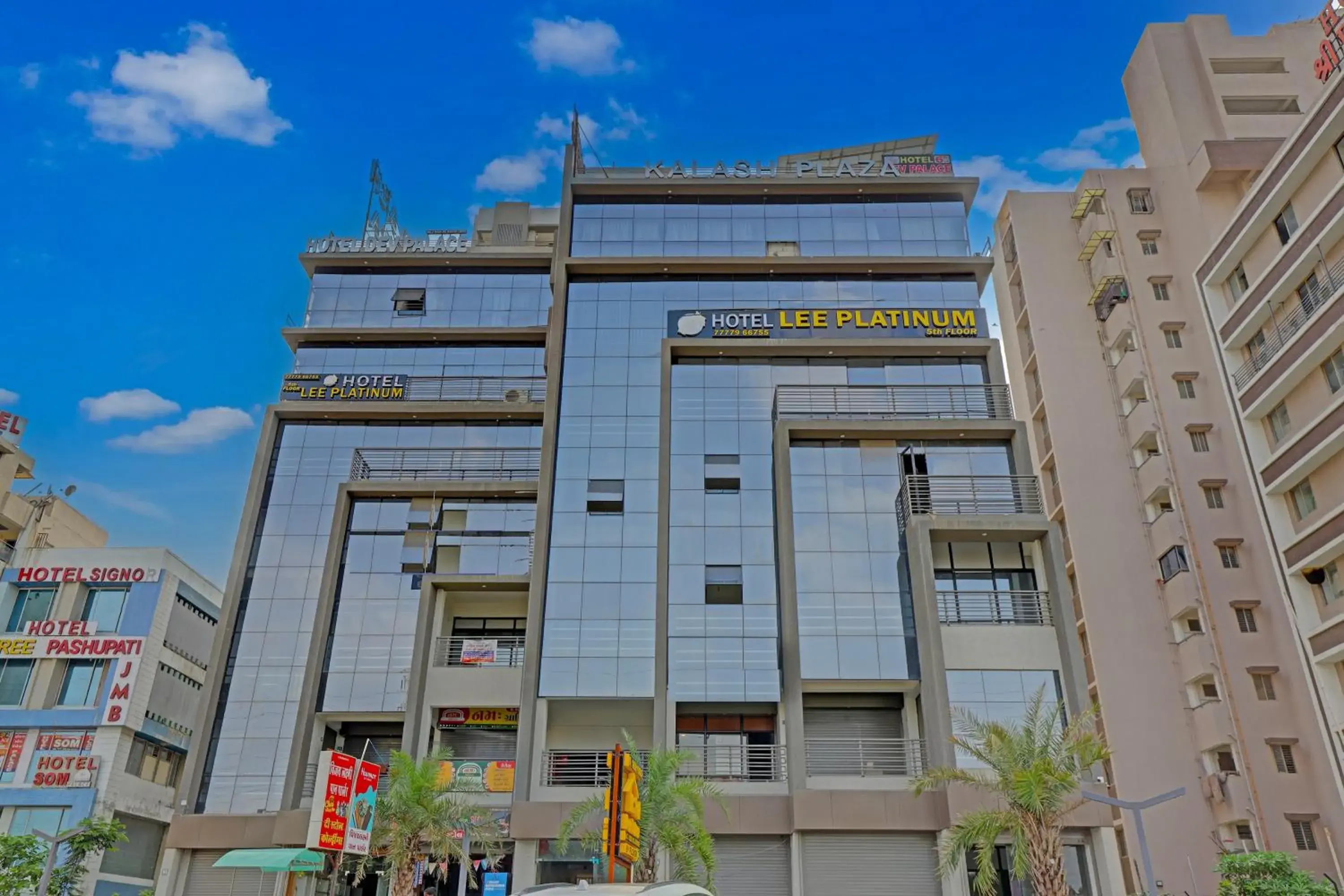 HOTEL LEE PLATINUM HOTEL LEE PLATINUM