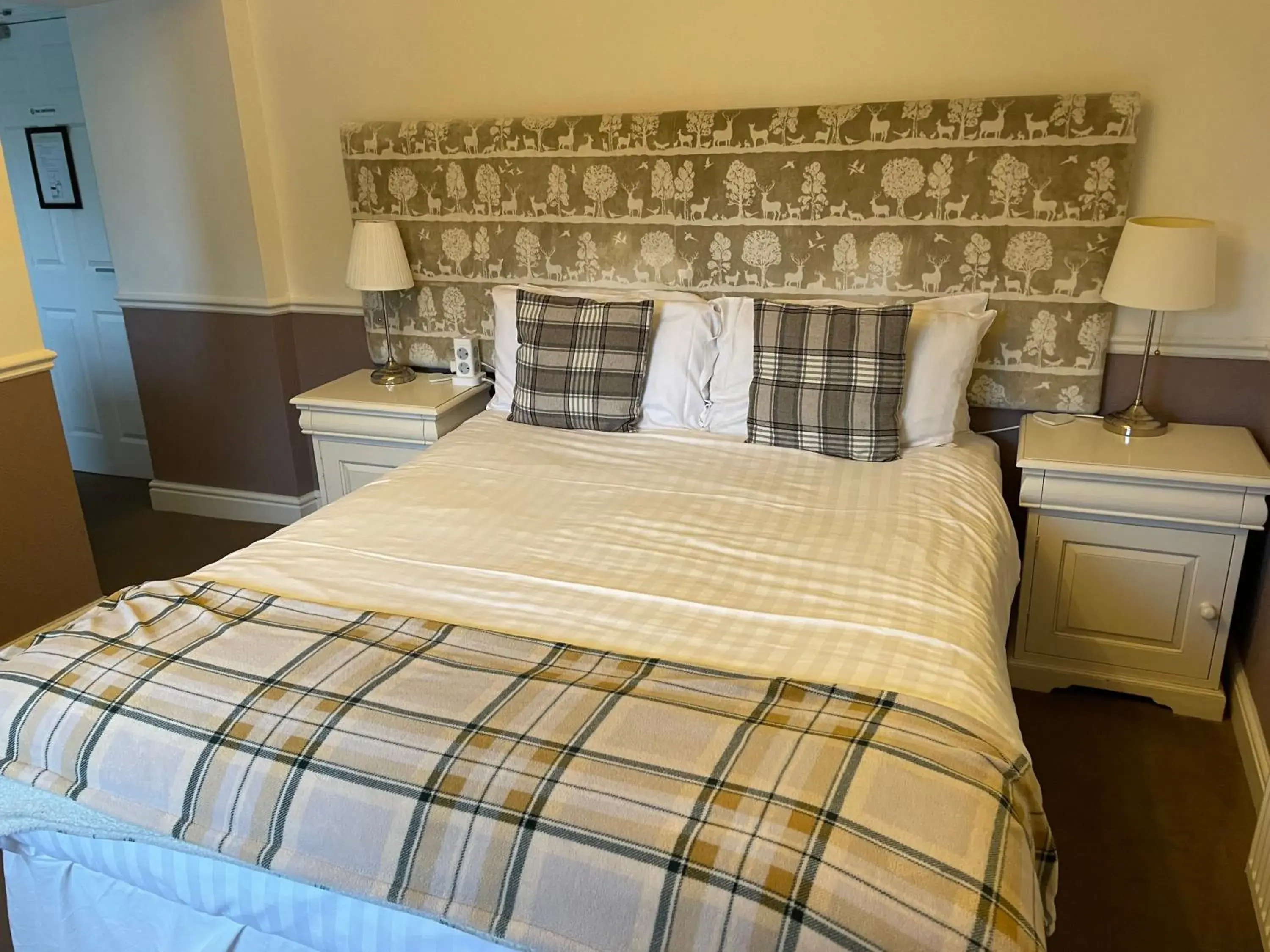 Superior Family Room in New Inn Hotel Superior Family Room in New Inn Hotel