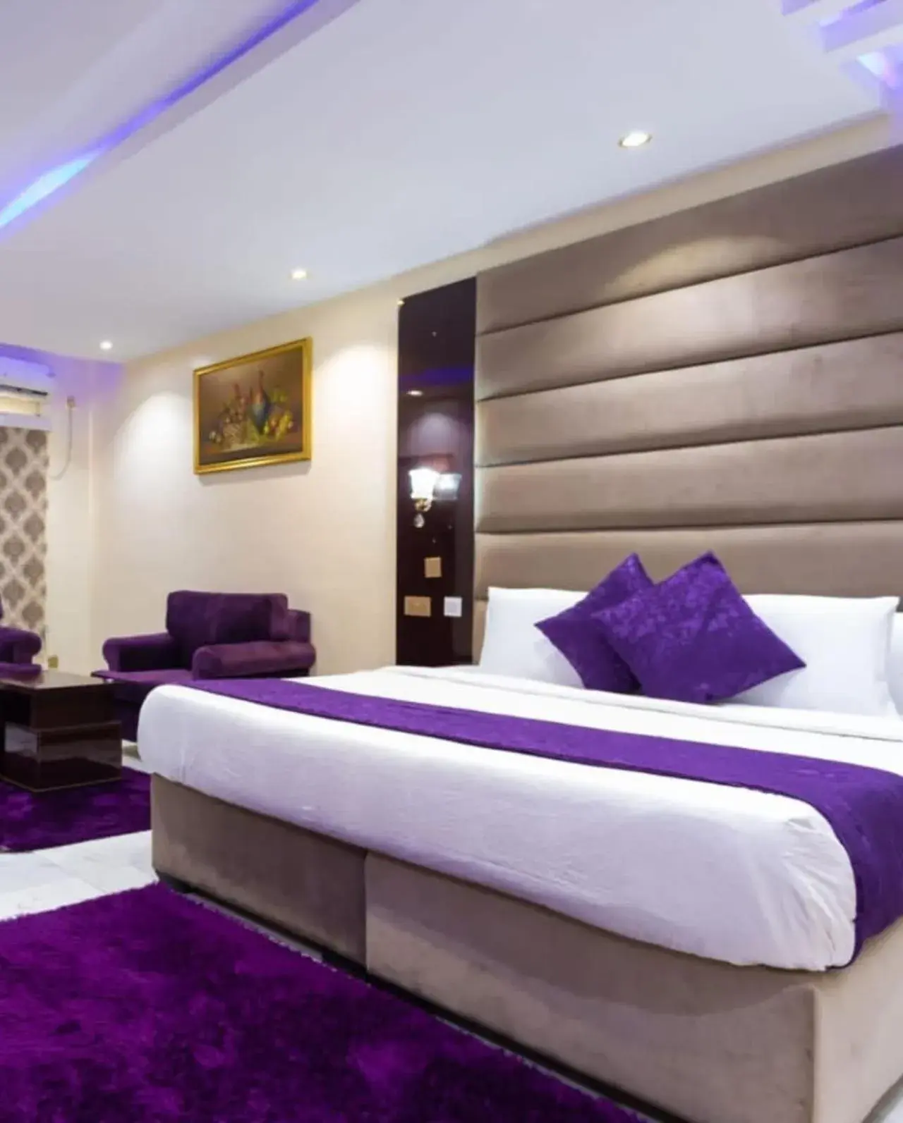 Deluxe Double Room in Parkview Astoria Hotel Deluxe Double Room in Parkview Astoria Hotel