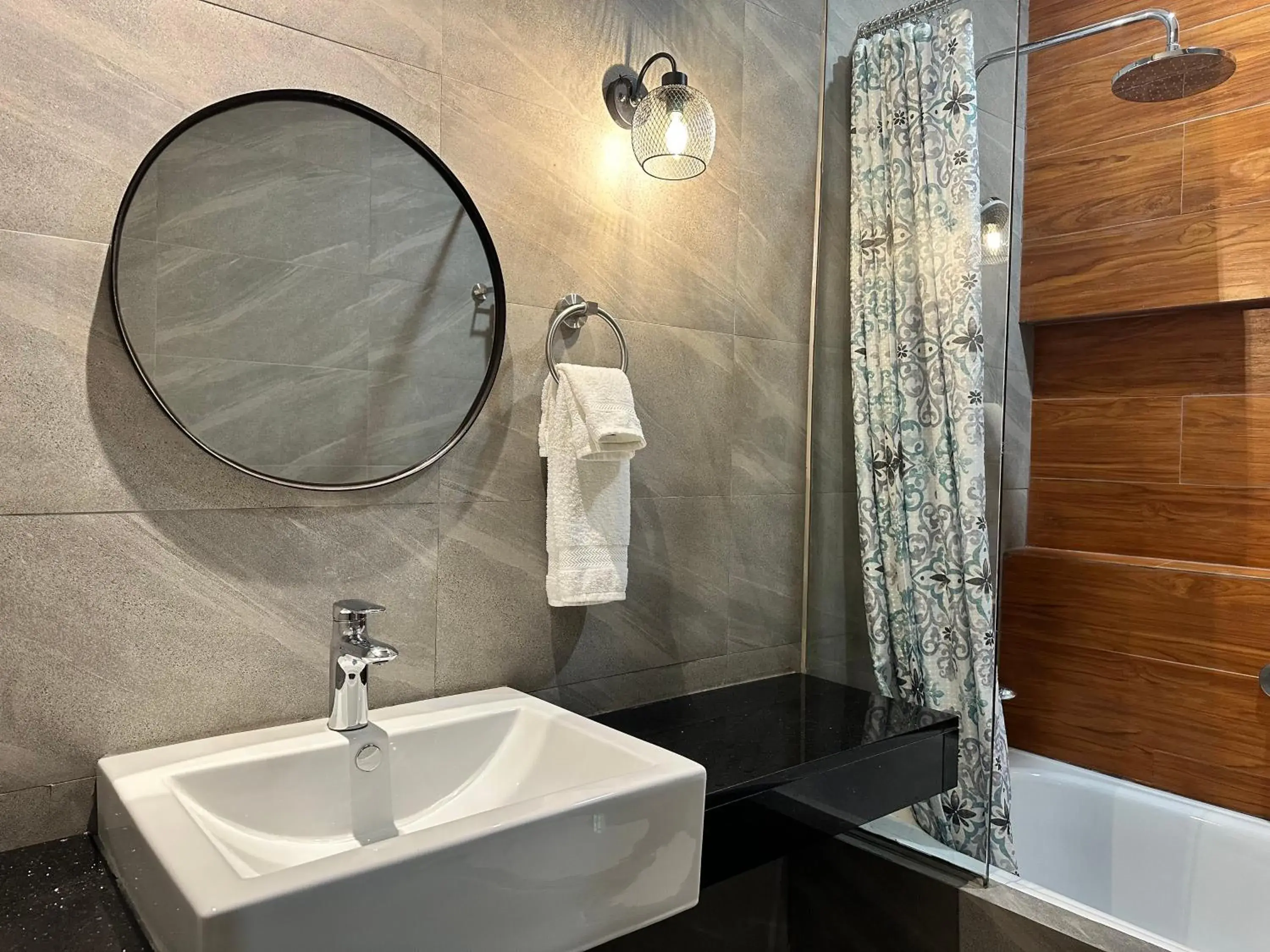 Superior Double or Twin Room in Lee Boutique Hotel Baguio Superior Double or Twin Room in Lee Boutique Hotel Baguio