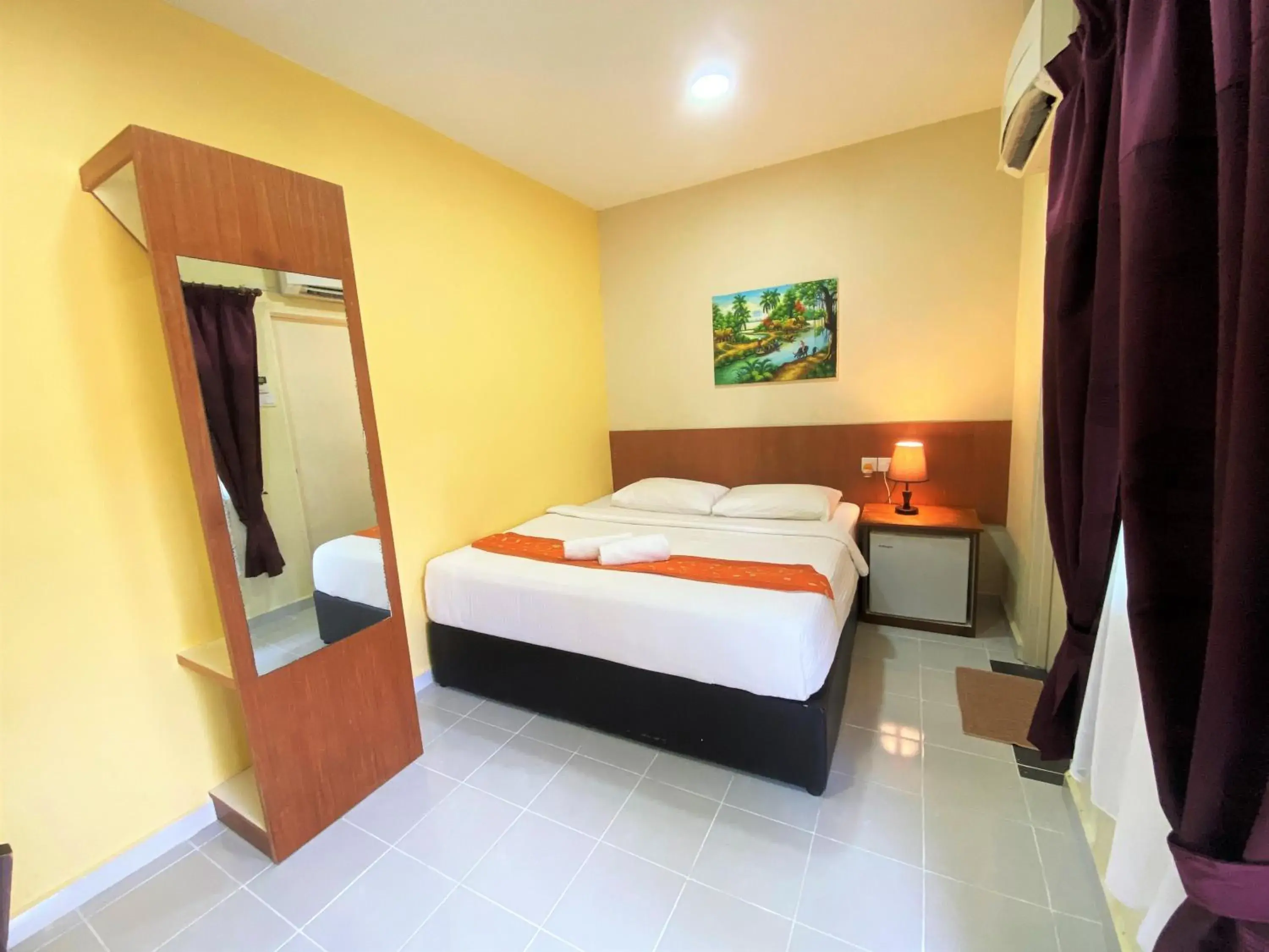 Superior Queen Room in Chenang Inn Superior Queen Room in Chenang Inn