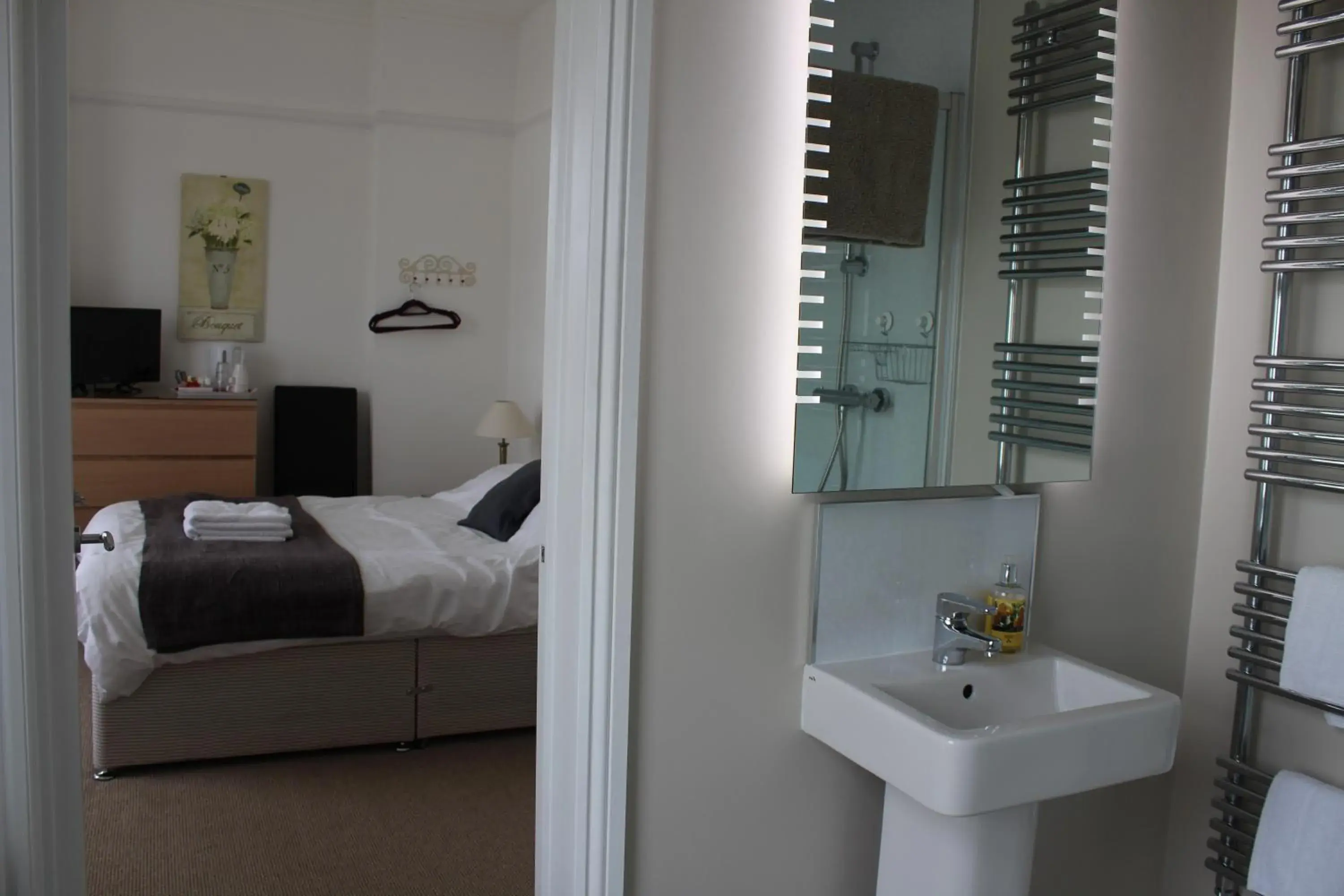 Deluxe Family Suite - single occupancy in The Westby Deluxe Family Suite - single occupancy in The Westby