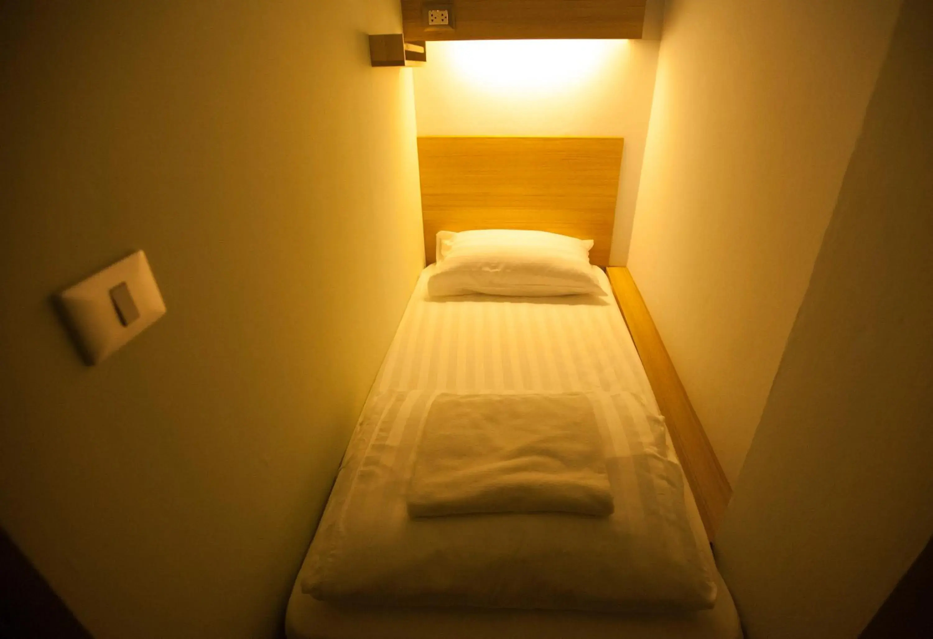 Economy Single Room - single occupancy in Micro Hostel Economy Single Room - single occupancy in Micro Hostel