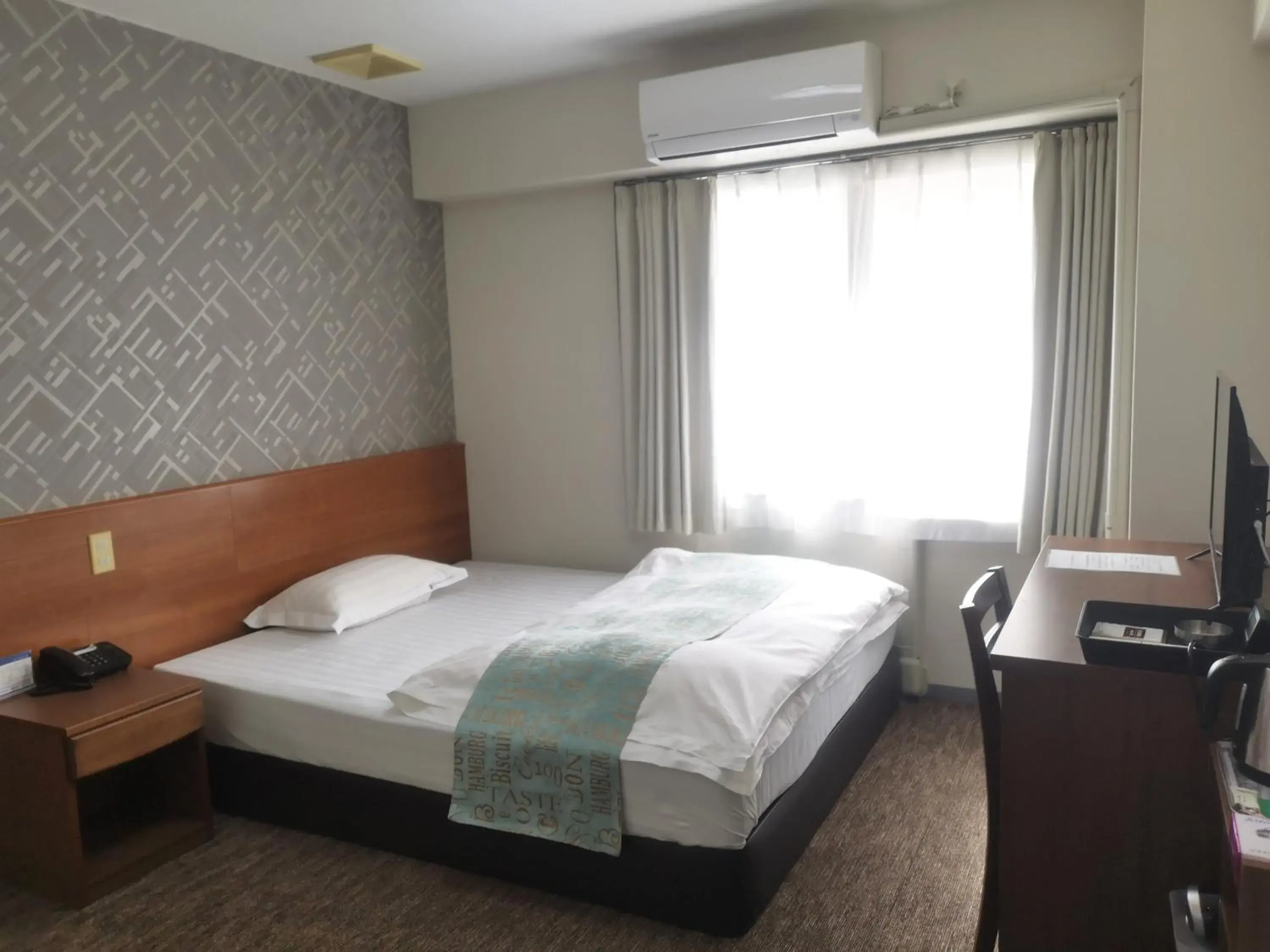Queen Room in Business Hotel Azuma Queen Room in Business Hotel Azuma