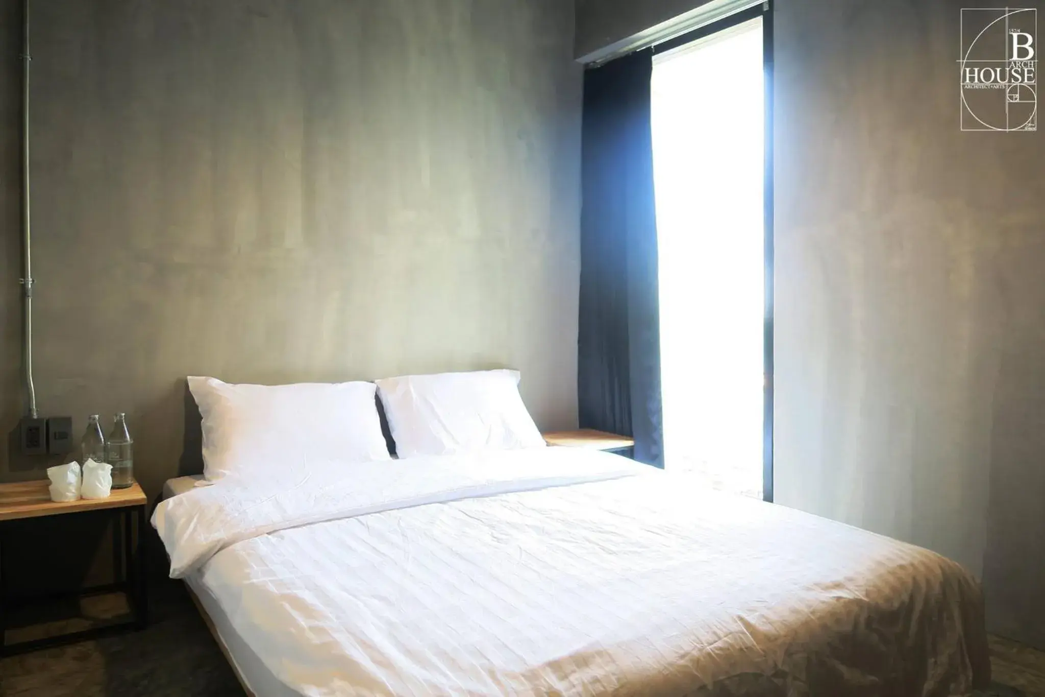 Double Room with Private Bathroom in B Arch House Hotel and Cafe ll NO PARKING ll Double Room with Private Bathroom in B Arch House Hotel and Cafe ll NO PARKING ll