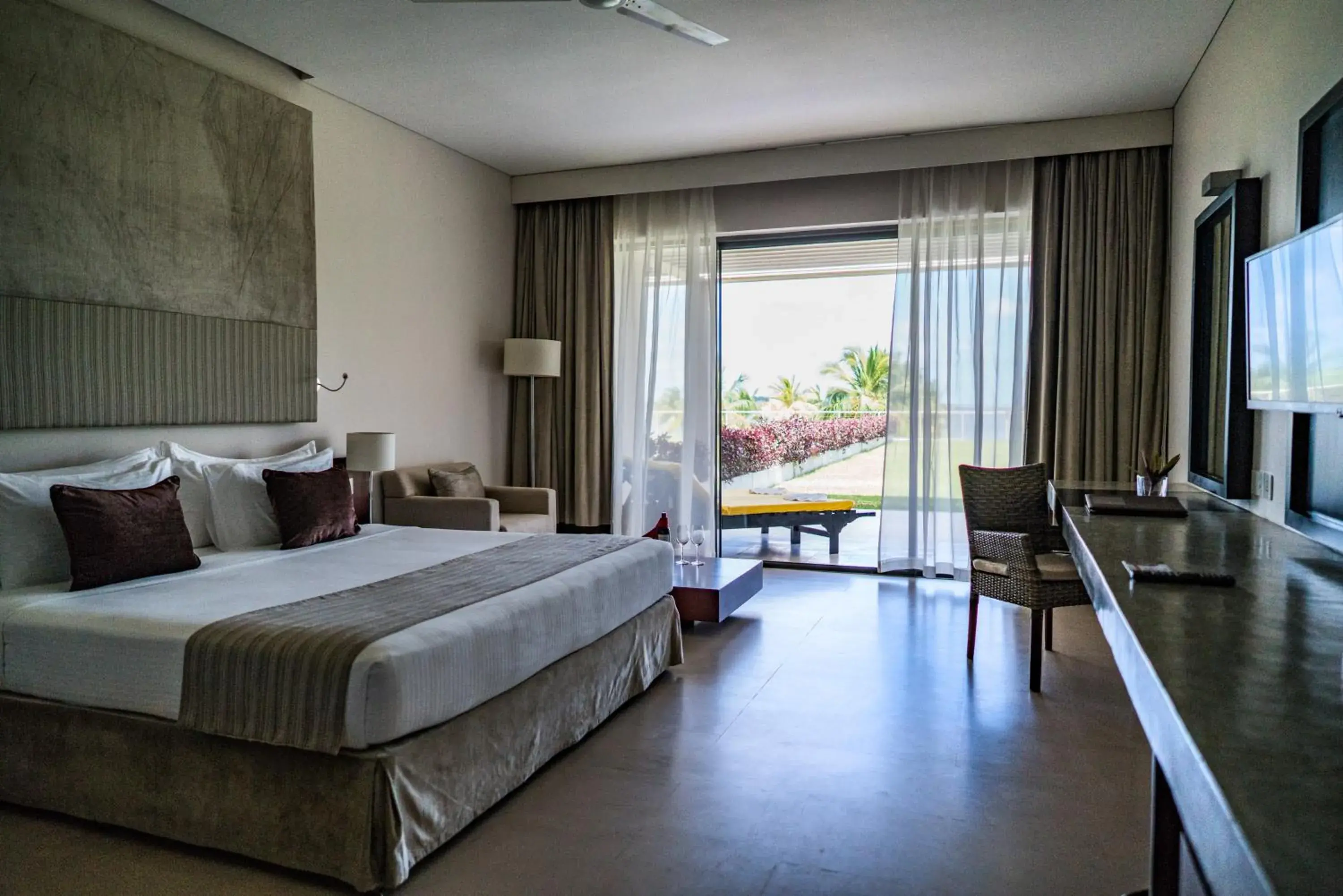 Executive Suite in Amaya Beach Passikudah Executive Suite in Amaya Beach Passikudah