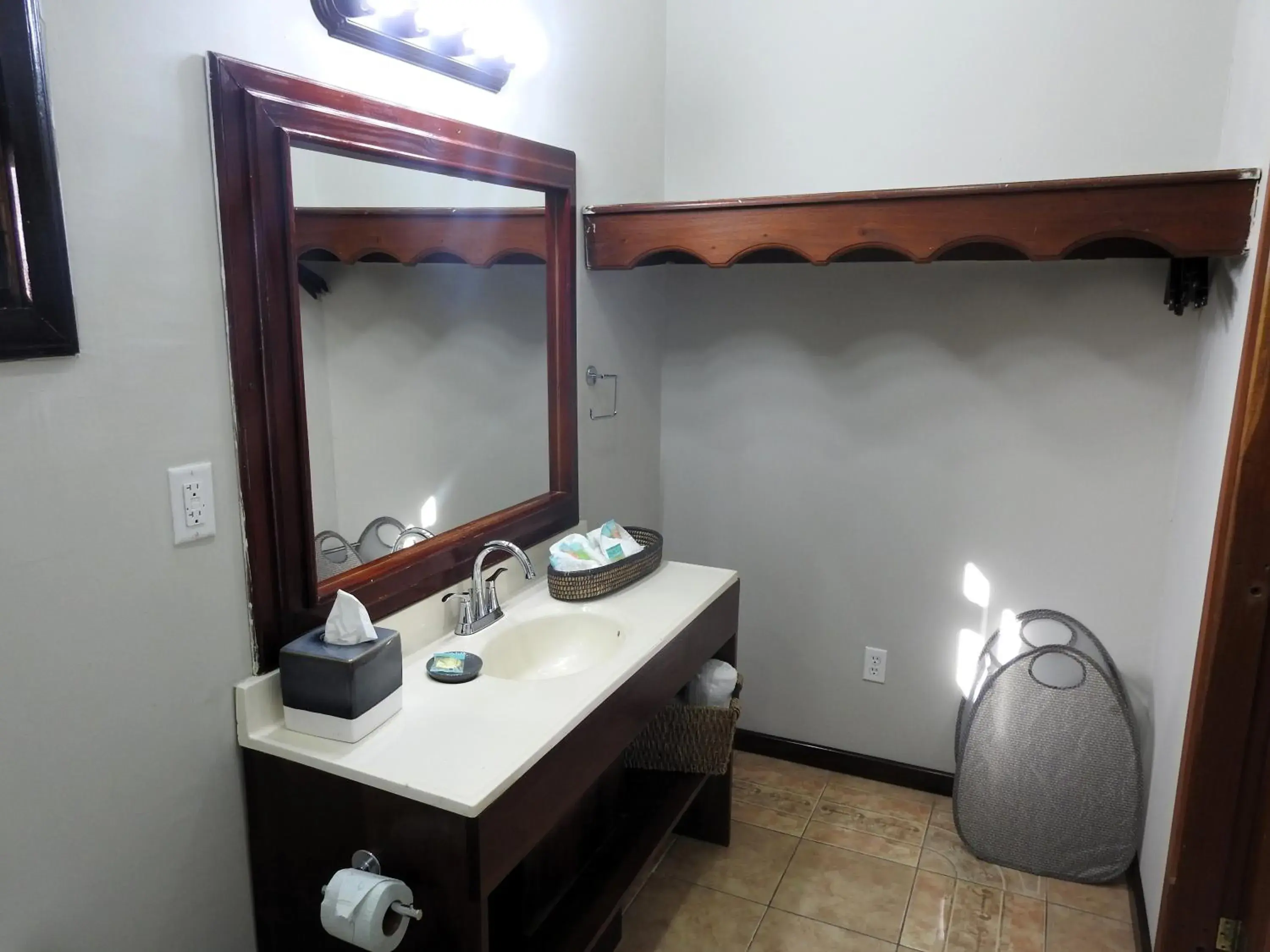 King Room in The Toucan Inn King Room in The Toucan Inn