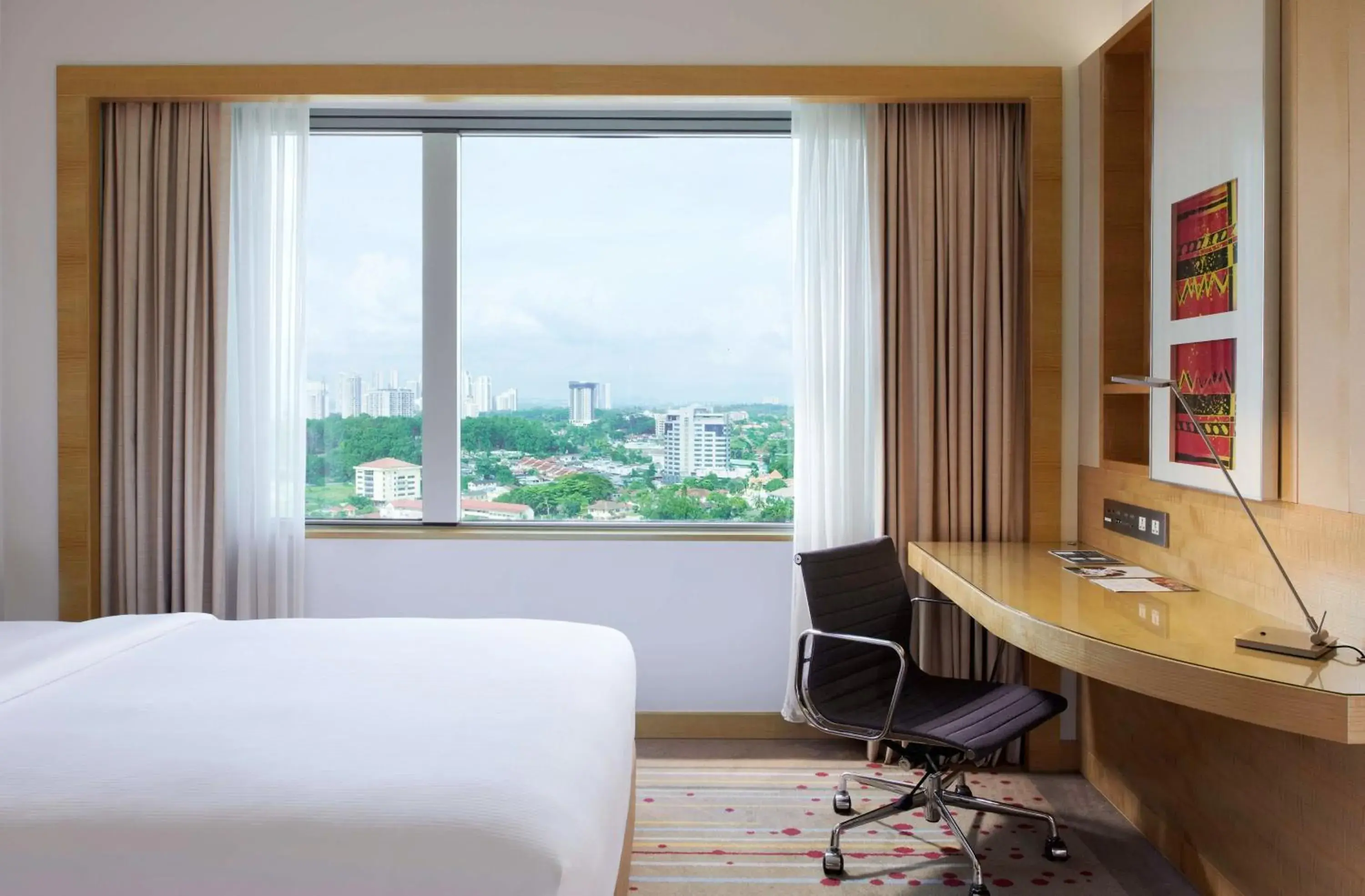 Executive Twin Room with Lounge Access in DoubleTree by Hilton Johor Bahru Executive Twin Room with Lounge Access in DoubleTree by Hilton Johor Bahru