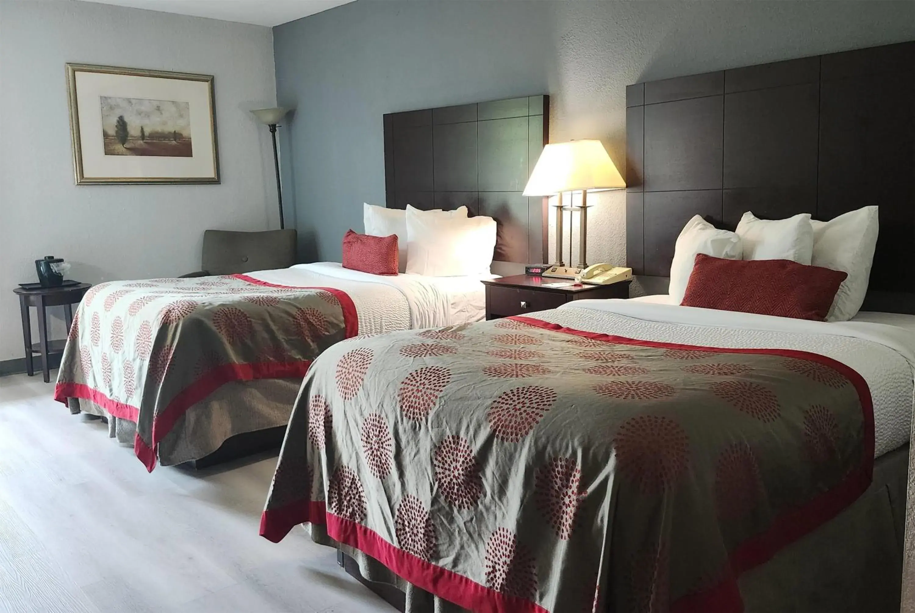 Double Room with Two Double Beds - Non-Smoking in Ramada by Wyndham Luling Double Room with Two Double Beds - Non-Smoking in Ramada by Wyndham Luling