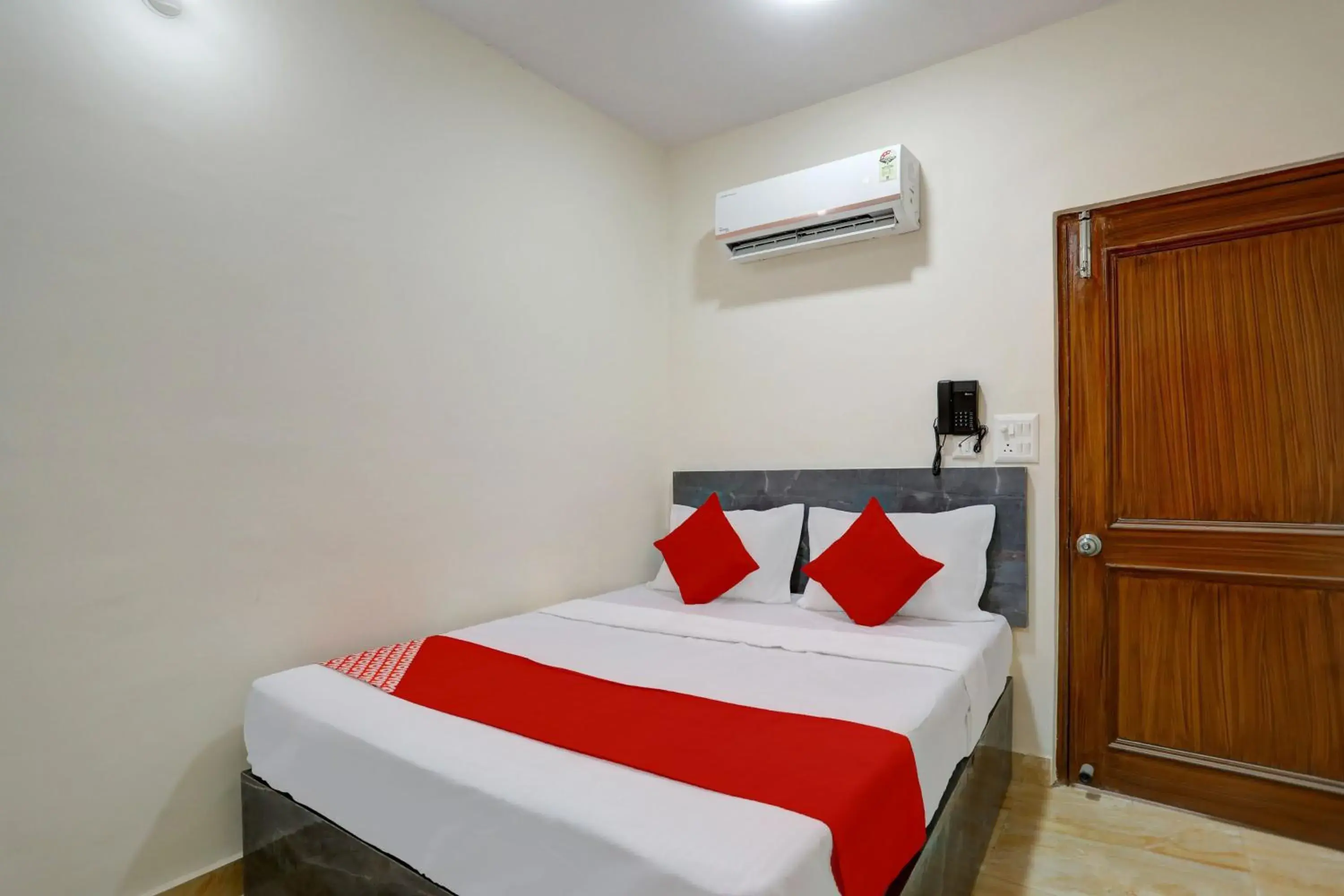 Classic Triple Room - single occupancy in Hotel O Stay Star Classic Triple Room - single occupancy in Hotel O Stay Star