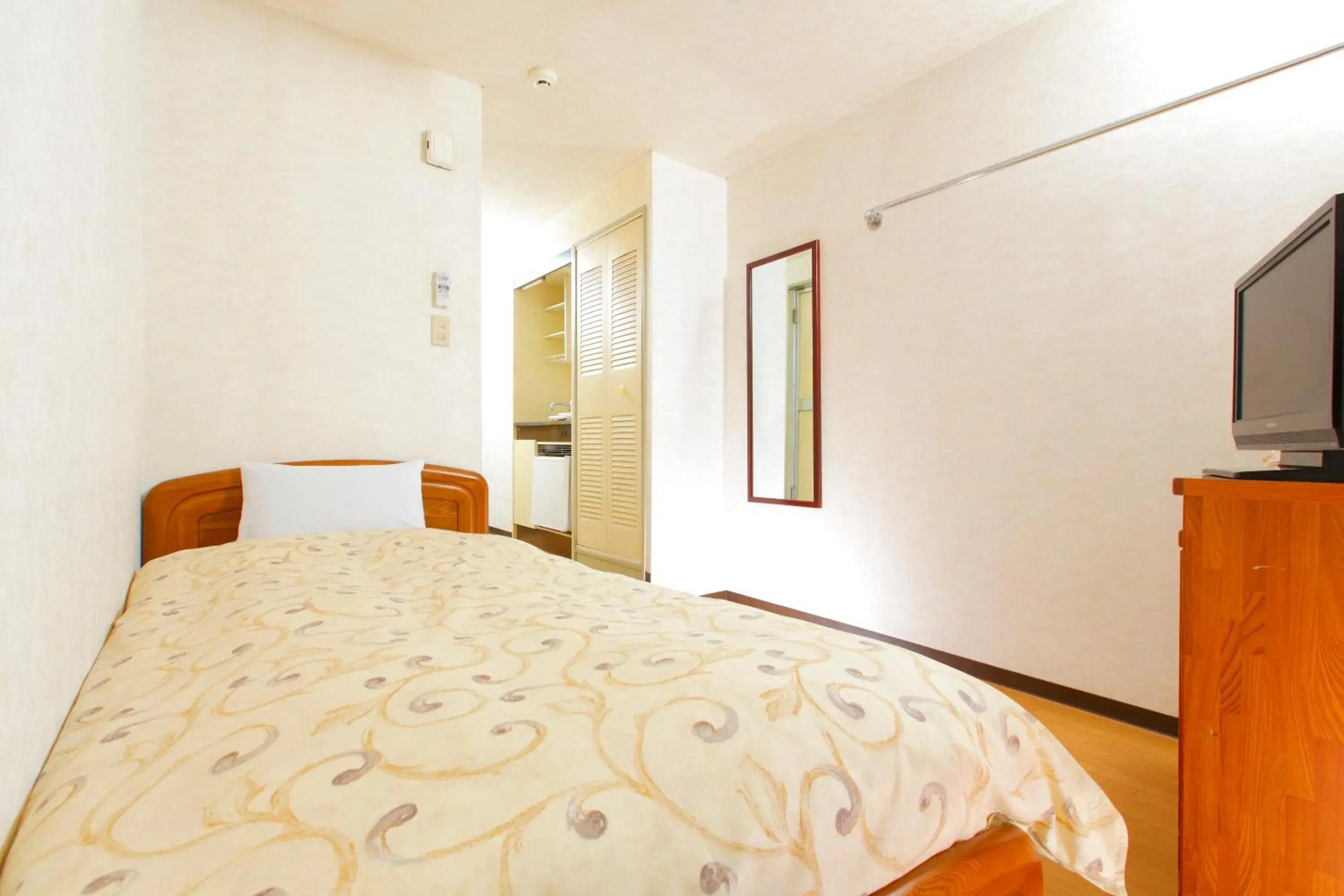 Economy Single Room - House Keeping is Optional with Additional Cost in FLEXSTAY INN Nakanobu Economy Single Room - House Keeping is Optional with Additional Cost in FLEXSTAY INN Nakanobu
