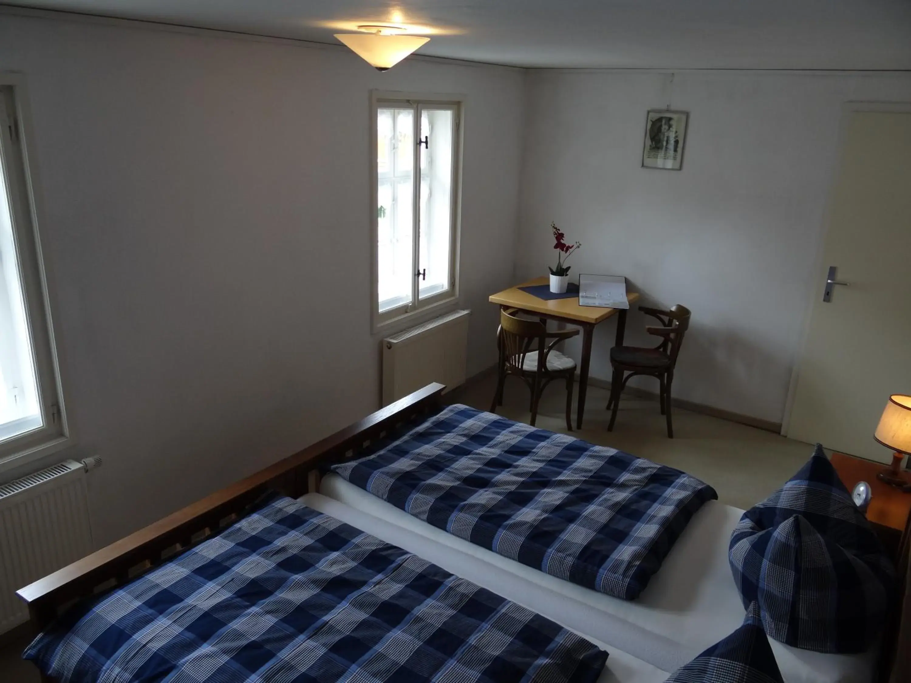 Double or Twin Room with Shower - single occupancy in Landgasthaus zum Seysingshof Double or Twin Room with Shower - single occupancy in Landgasthaus zum Seysingshof