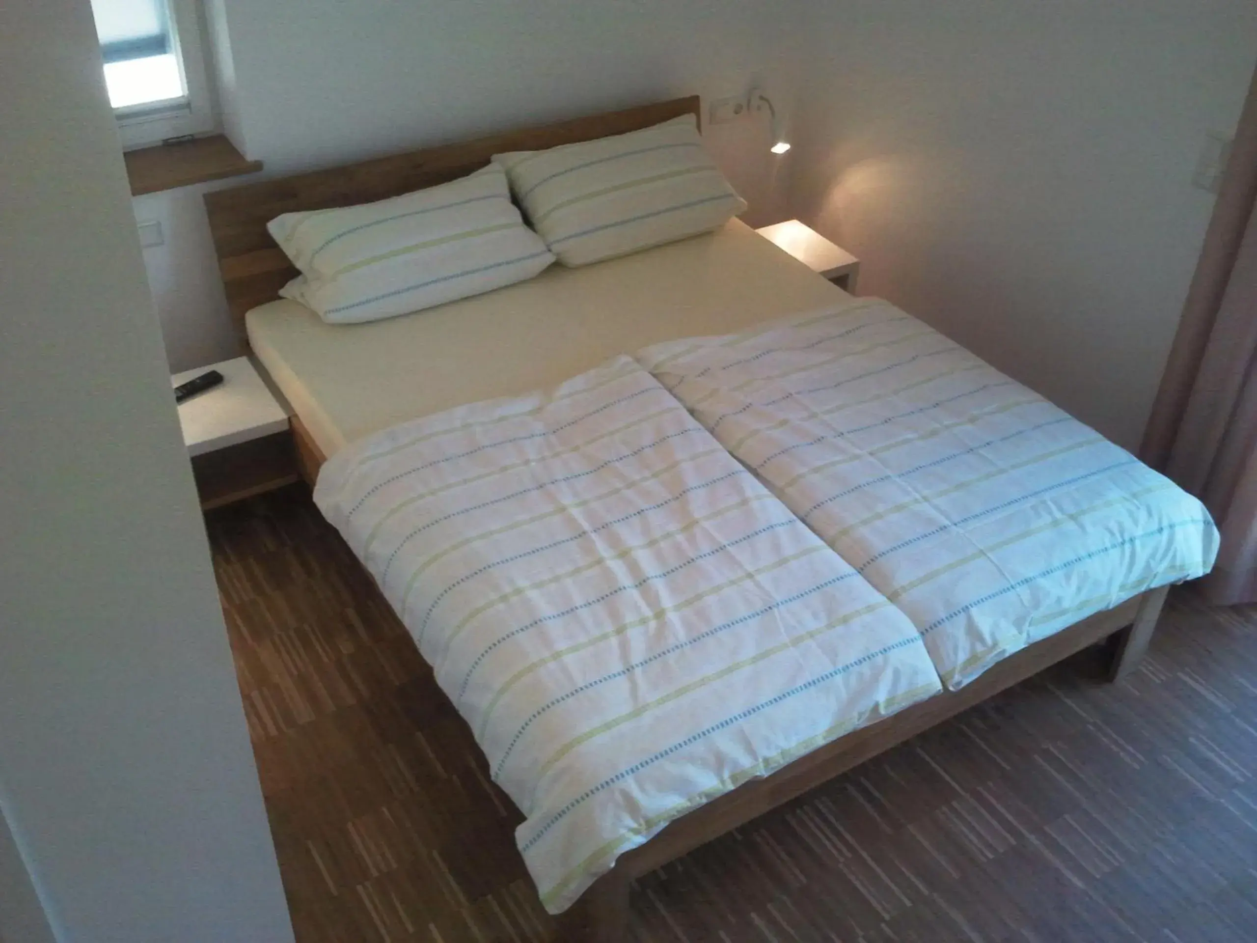 Comfort Double Room with Balcony - single occupancy in Landgasthaus zum Seysingshof Comfort Double Room with Balcony - single occupancy in Landgasthaus zum Seysingshof