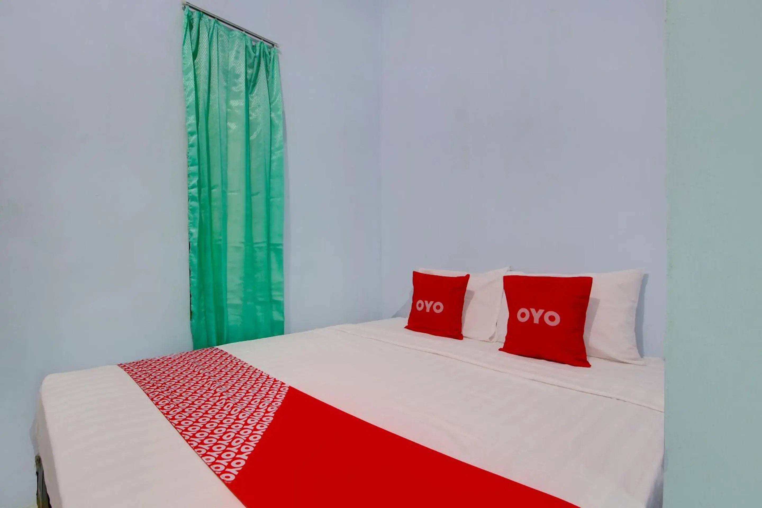 Standard Double Room in Hotel O Griya Kencana Asri Syariah Standard Double Room in Hotel O Griya Kencana Asri Syariah