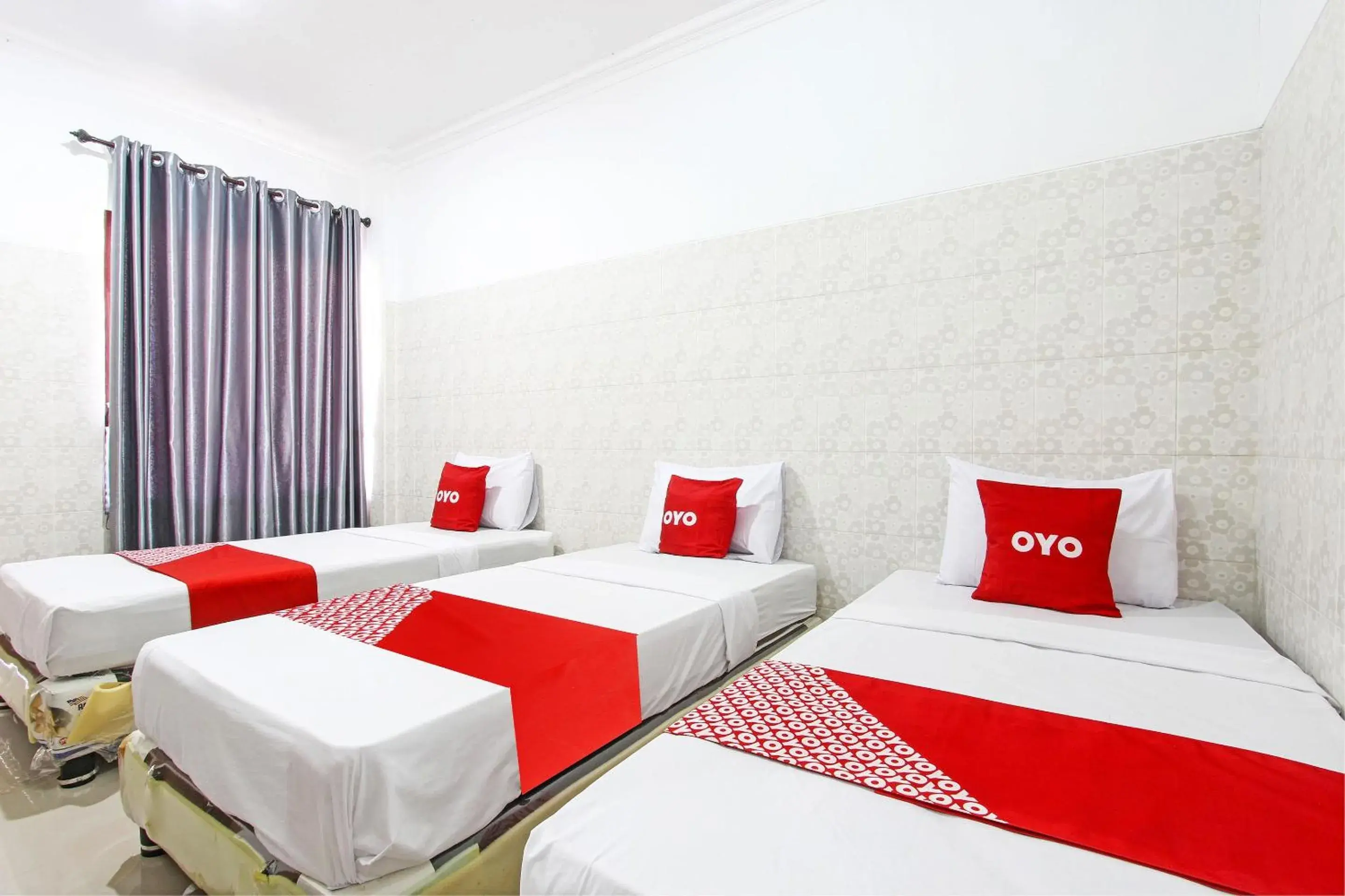 Superior Suite in Hotel O Griya Lestari Pati 2 Superior Suite in Hotel O Griya Lestari Pati 2