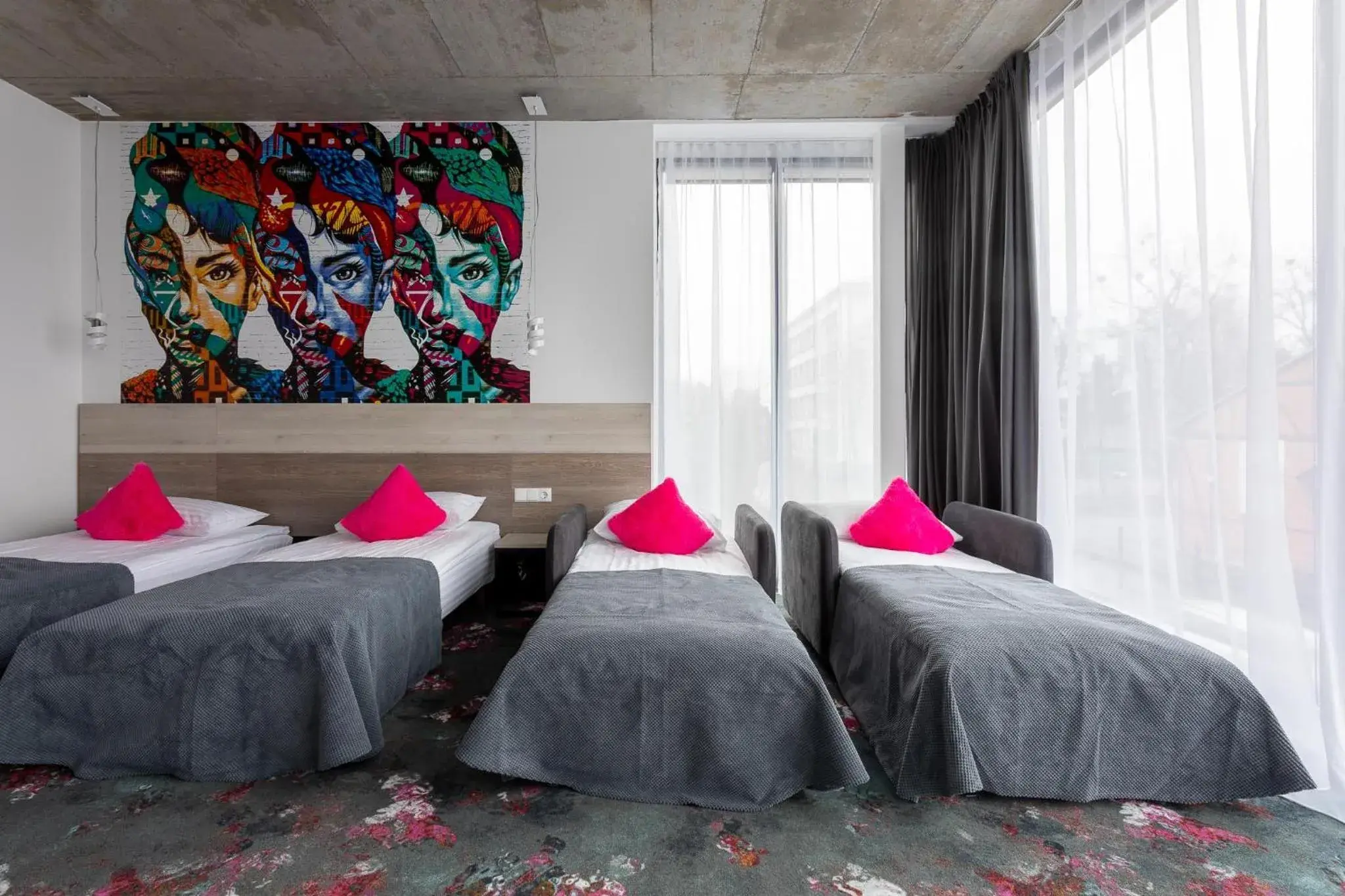 Luxury Quadruple Room in Algiro Hotel Luxury Quadruple Room in Algiro Hotel