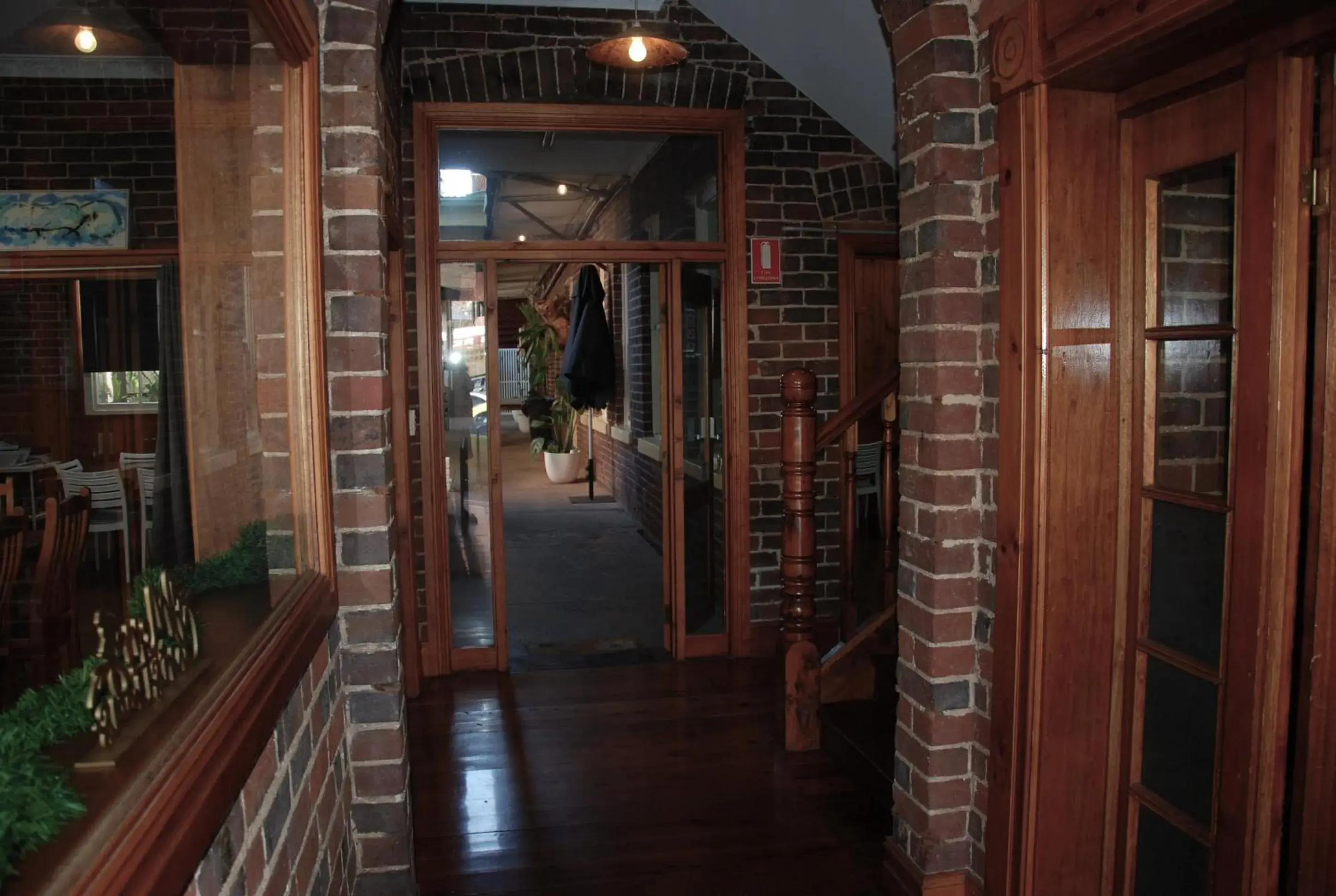 THE FED AND BED TEMORA THE FED AND BED TEMORA