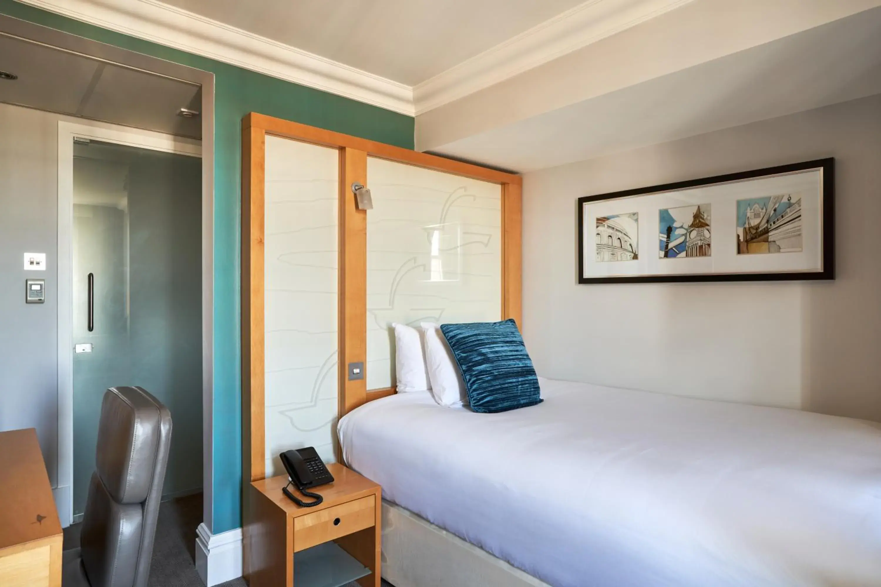 Standard Single Room in Thistle London Hyde Park Lancaster Gate Standard Single Room in Thistle London Hyde Park Lancaster Gate