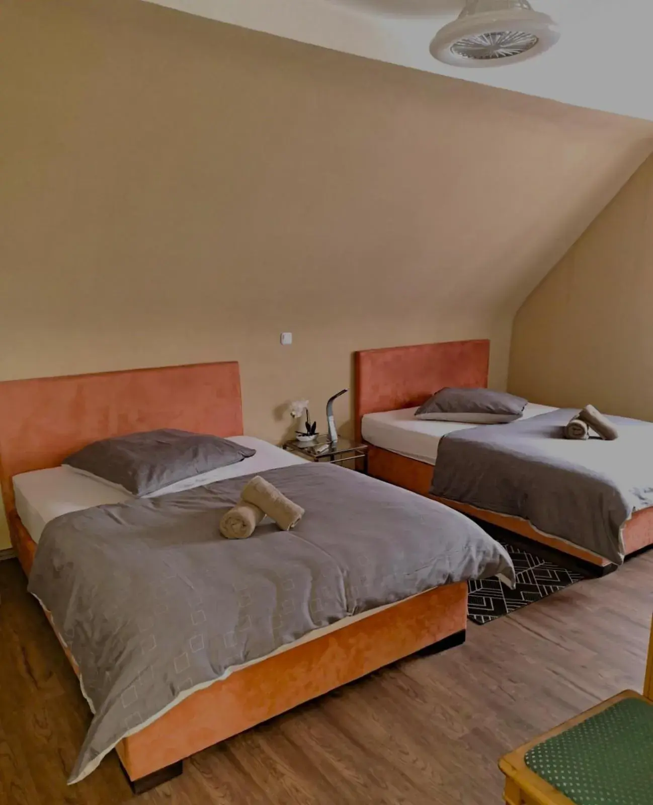 Deluxe Apartment in Eggersheimer Hof Deluxe Apartment in Eggersheimer Hof