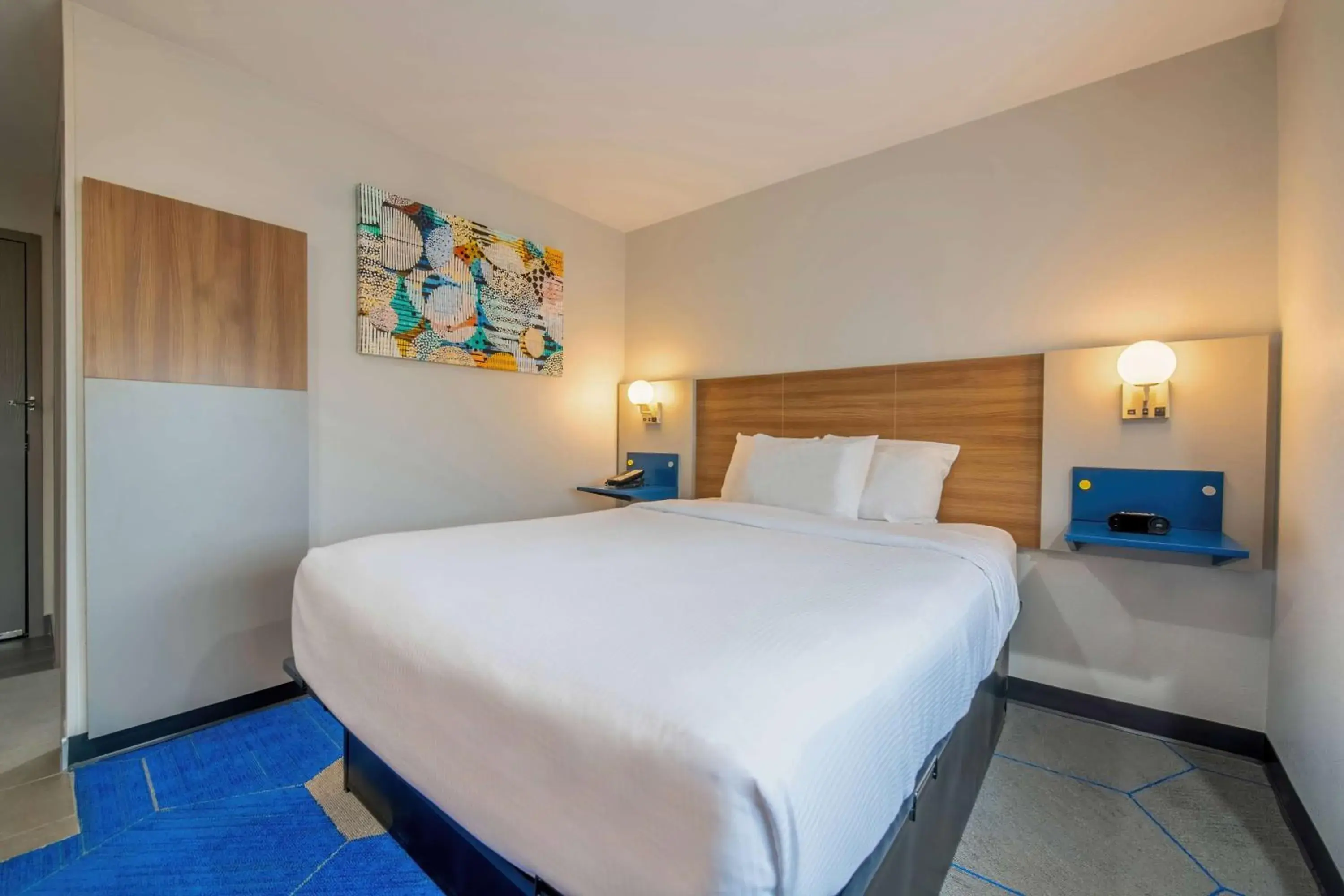 Queen Room - Non-Smoking in Microtel Inn and Suites by Wyndham Anderson SC Queen Room - Non-Smoking in Microtel Inn and Suites by Wyndham Anderson SC