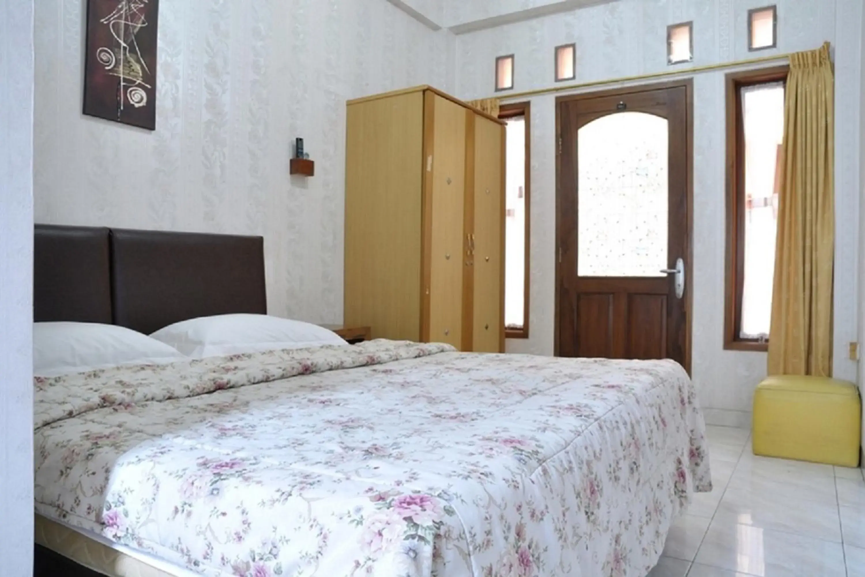 Double Room in Orange Home Syariah Double Room in Orange Home Syariah