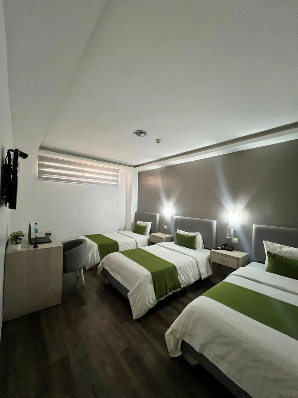 Deluxe Triple Room in Hotel Plaza Monte Carlo Deluxe Triple Room in Hotel Plaza Monte Carlo