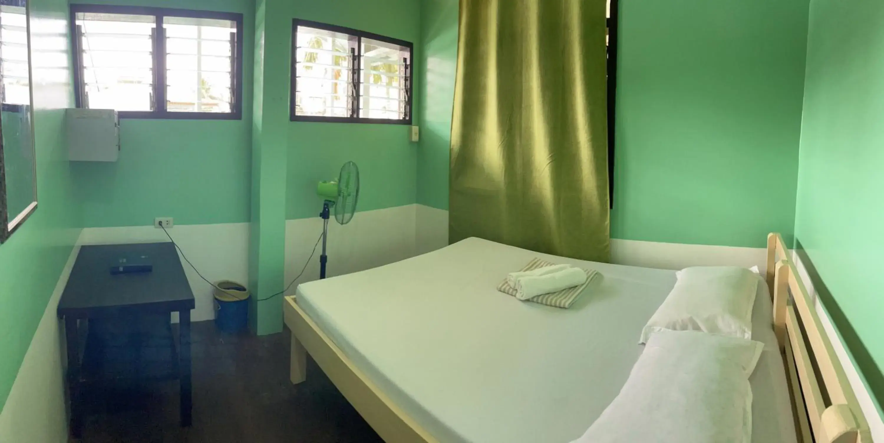 Standard Double Room with Shared Bathroom in Austrias Guest House Standard Double Room with Shared Bathroom in Austrias Guest House