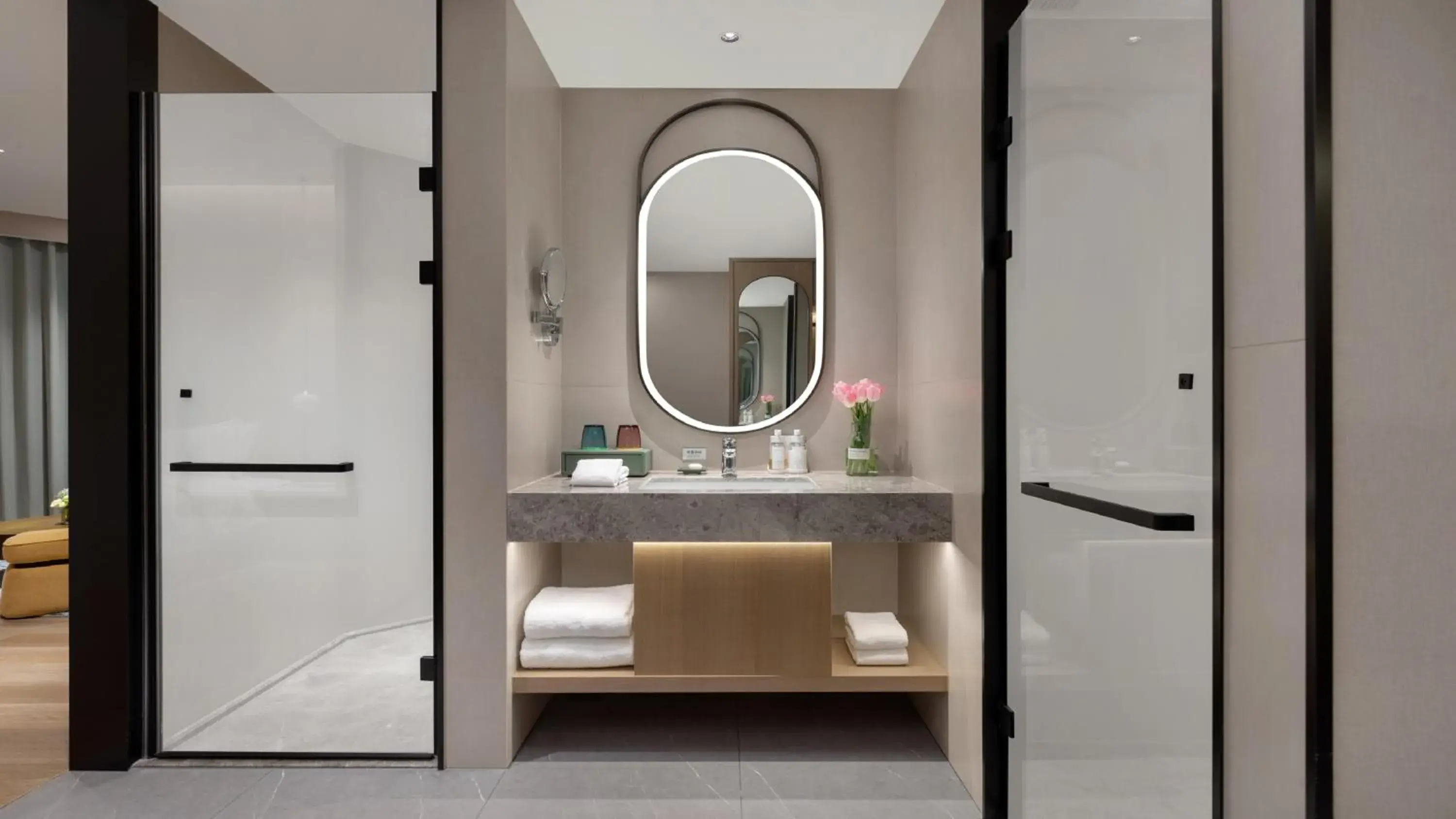 Premium Twin Room in Holiday Inn Tongxiang Premium Twin Room in Holiday Inn Tongxiang