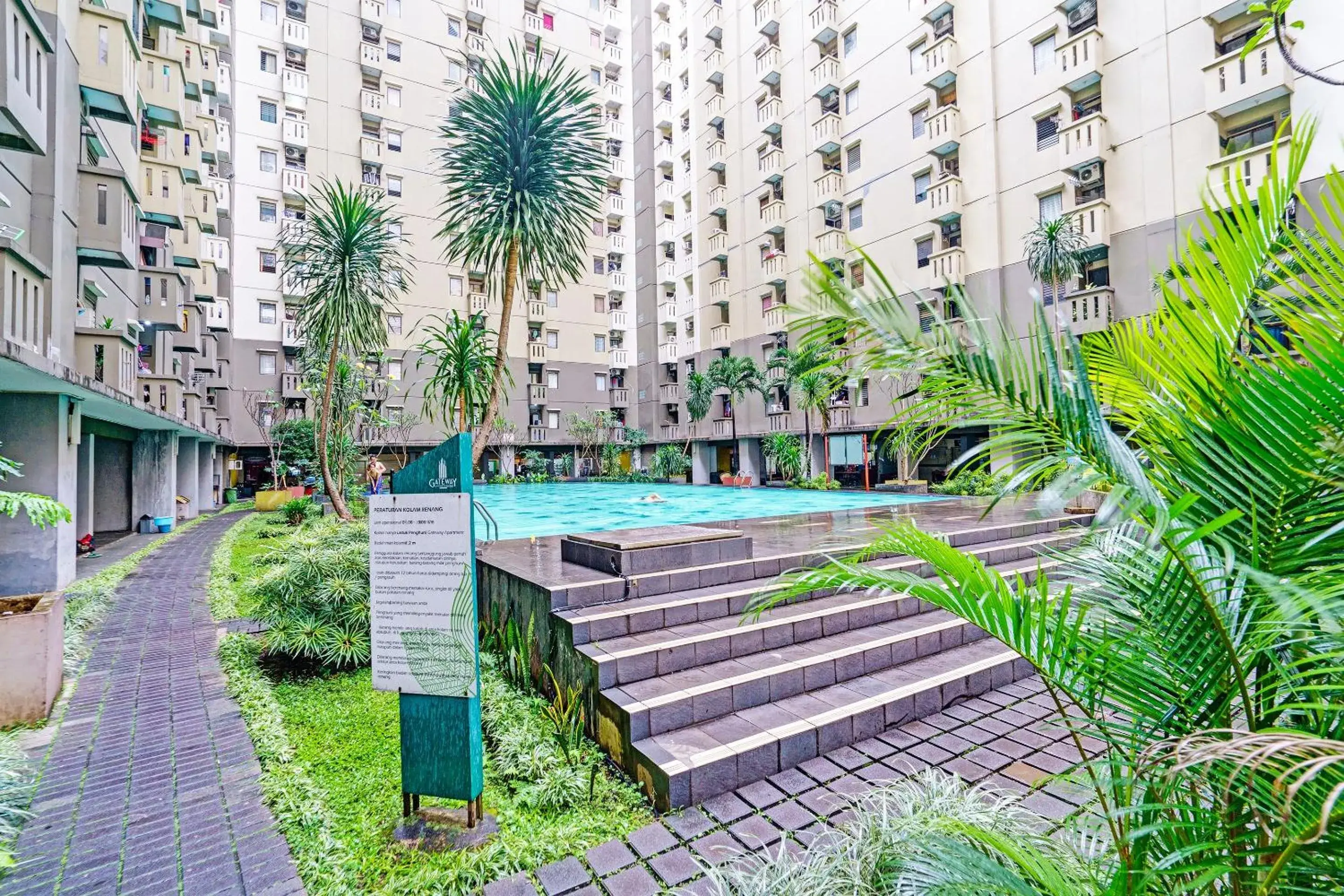 OYO Life 92718 Apartement Gateway Cicadas OYO Life 92718 Apartement Gateway Cicadas