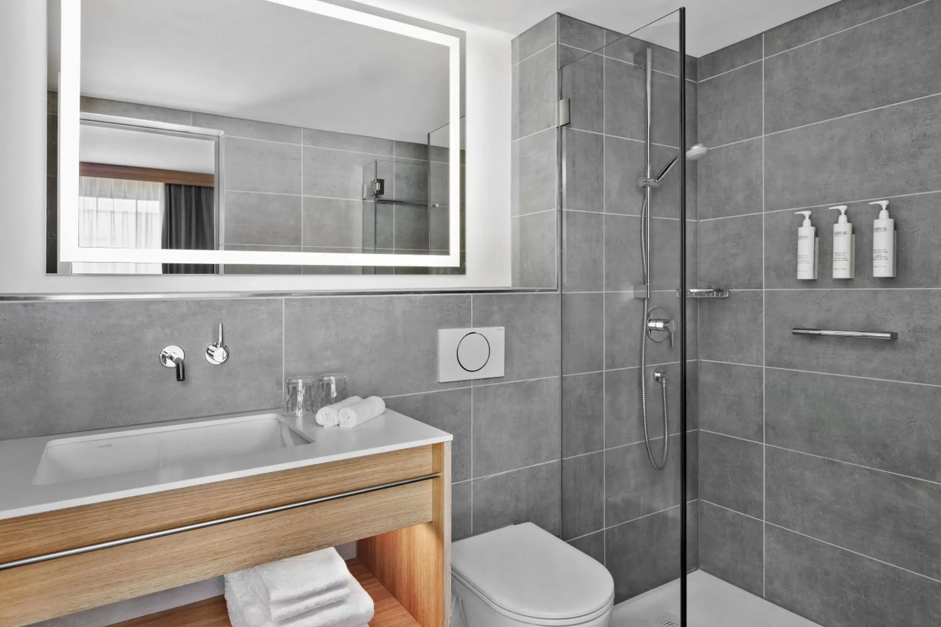 Twin Room with Courtyard View in Courtyard by Marriott Biel Bienne Twin Room with Courtyard View in Courtyard by Marriott Biel Bienne