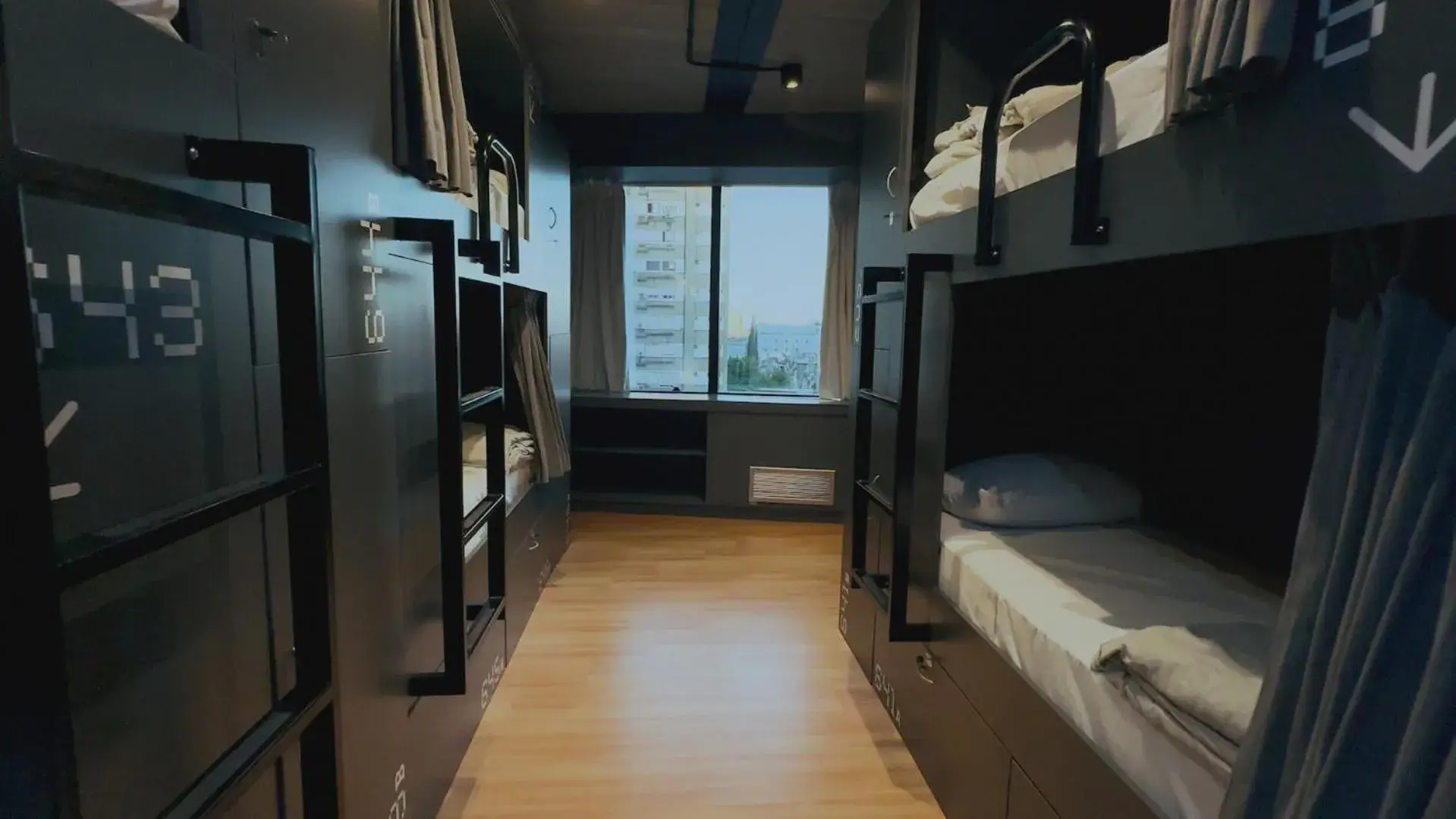 Family Room with Private Bathroom in MONS hostel Family Room with Private Bathroom in MONS hostel