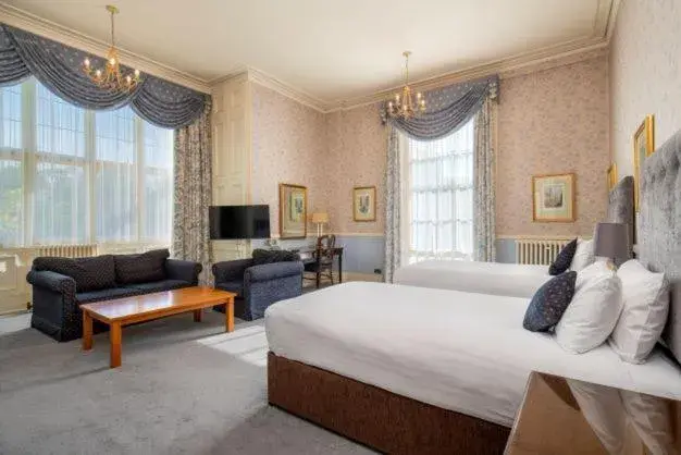 Heritage Twin Room in Orton Hall Hotel & Spa Heritage Twin Room in Orton Hall Hotel & Spa