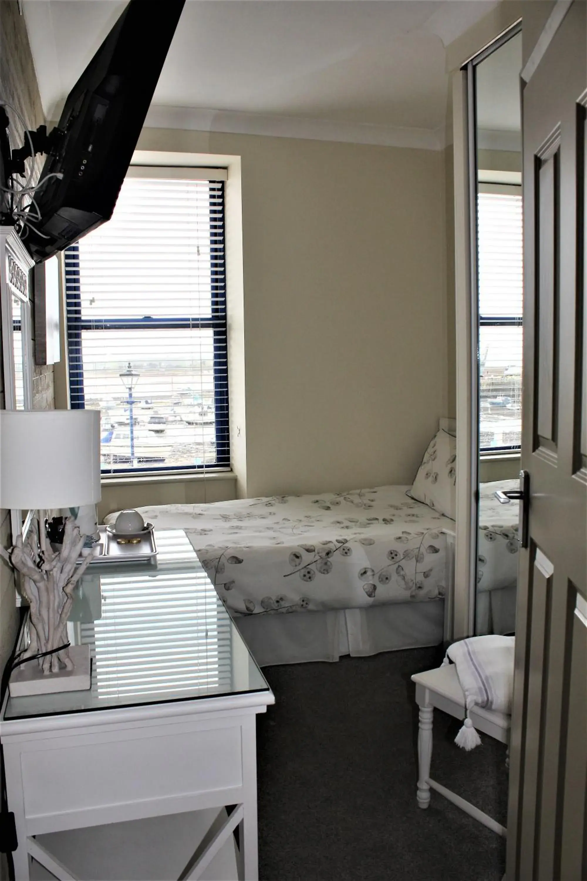 Single Room with Sea View - single occupancy in Seascale Hotel & Restaurant Single Room with Sea View - single occupancy in Seascale Hotel & Restaurant