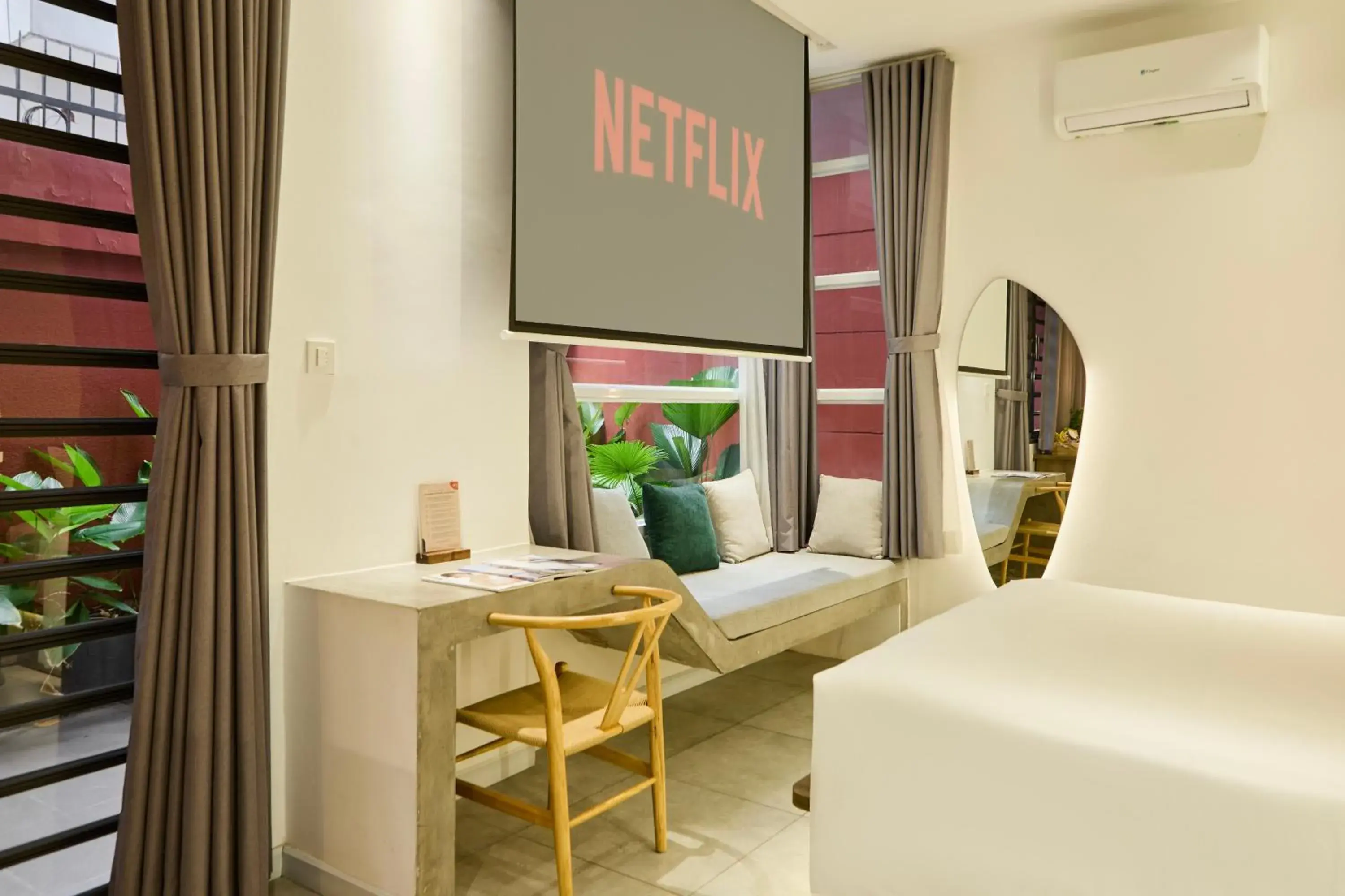 Deluxe Double Room in Kin Wander Tân Phong, The Moonage Deluxe Double Room in Kin Wander Tân Phong, The Moonage