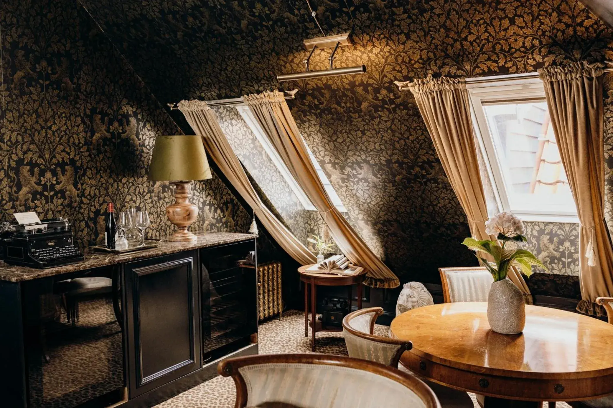 Junior Suite Lionel - single occupancy in Charmante Skostredet Hôtel Junior Suite Lionel - single occupancy in Charmante Skostredet Hôtel