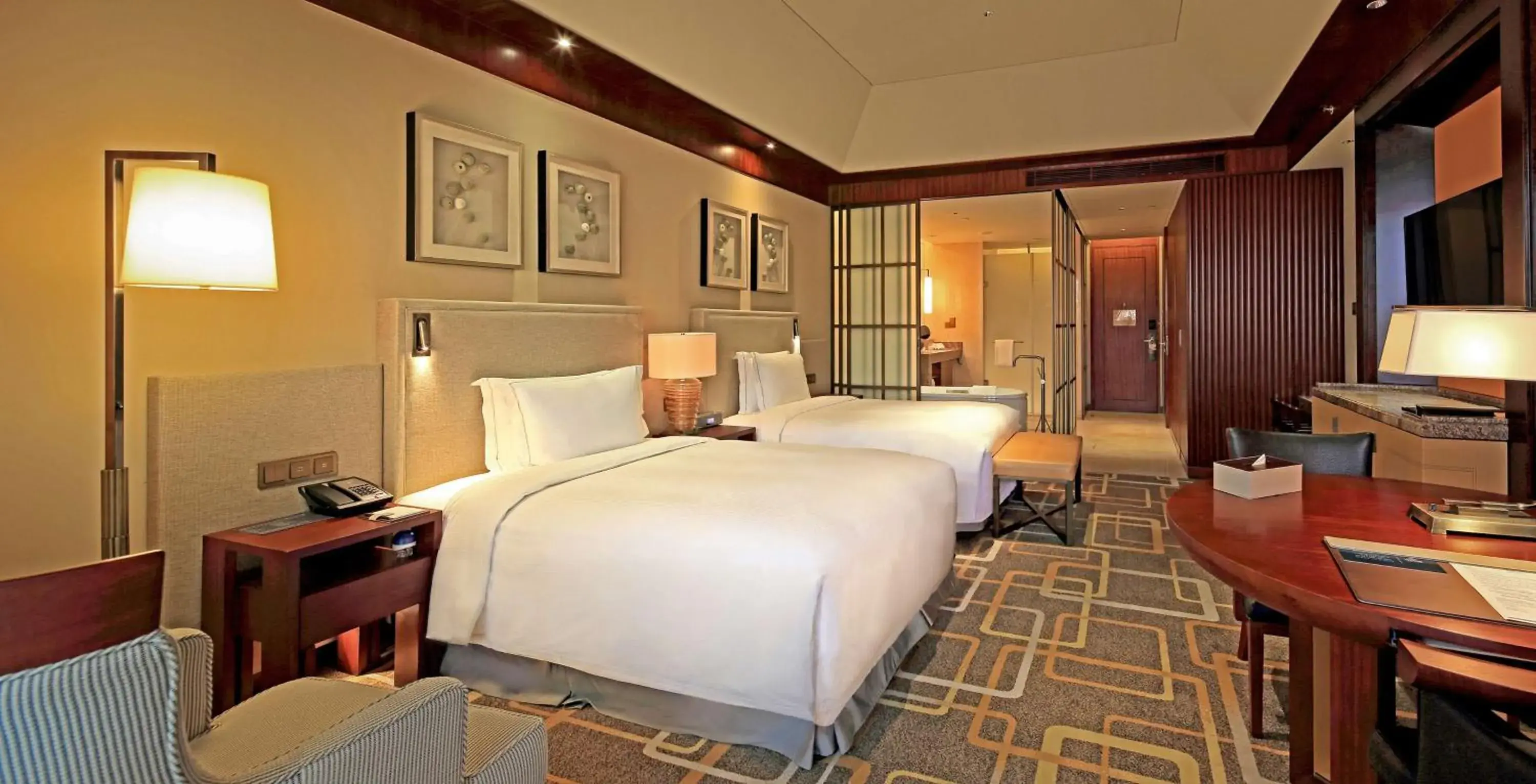 Twin Room with Garden View in Hilton Qingdao Golden Beach 丨1 hour's drive to China Fisheries and Seafood Expo Twin Room with Garden View in Hilton Qingdao Golden Beach 丨1 hour's drive to China Fisheries and Seafood Expo