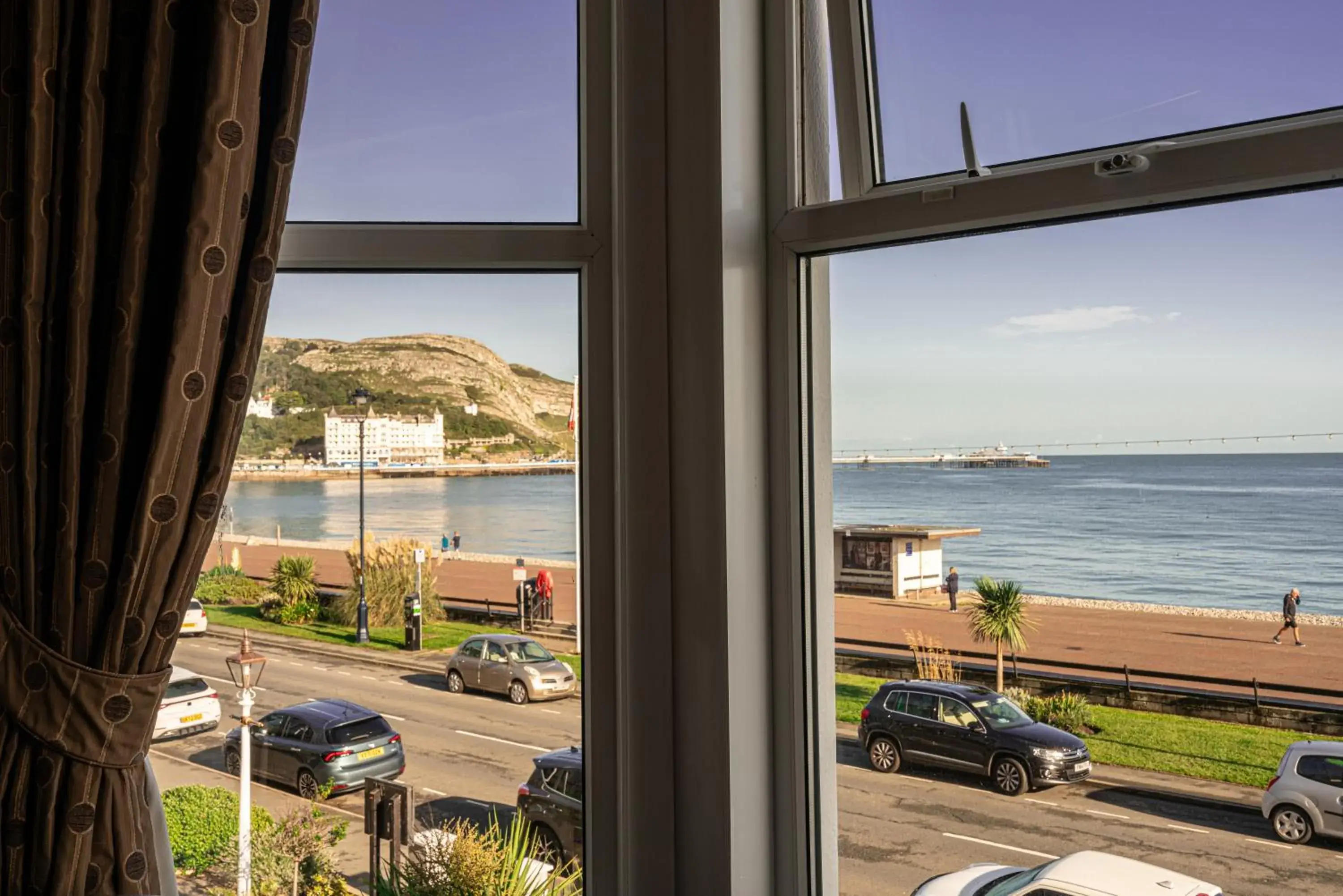 Deluxe Double Room with Sea View in Can-Y-Bae Hotel Deluxe Double Room with Sea View in Can-Y-Bae Hotel