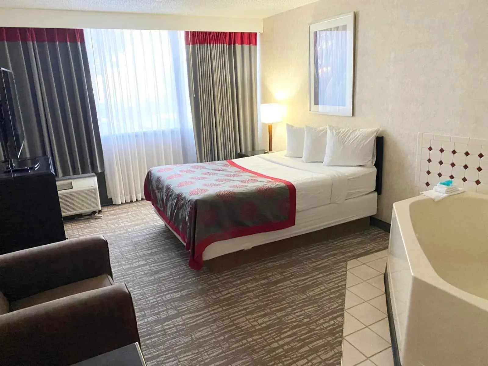 Deluxe Queen Room in Kiteville Cedar Rapids Deluxe Queen Room in Kiteville Cedar Rapids