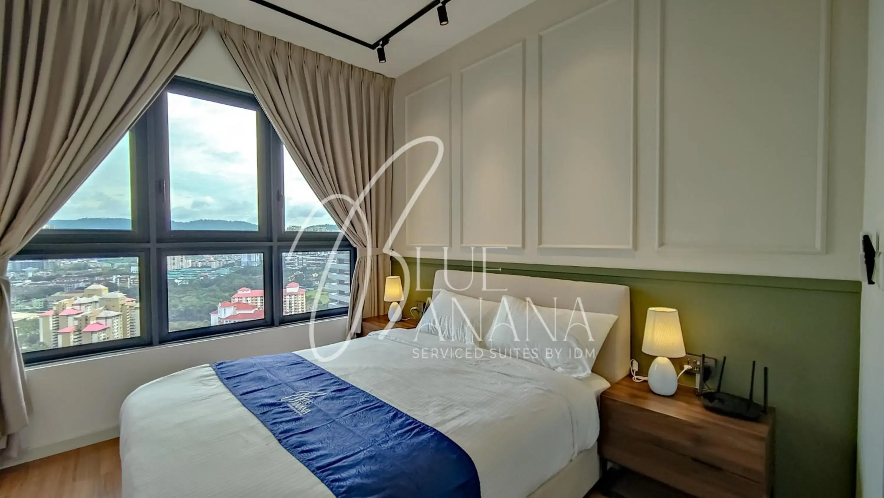 Three-Bedroom Apartment in M Vertica Premier Suites by BlueBanana Three-Bedroom Apartment in M Vertica Premier Suites by BlueBanana