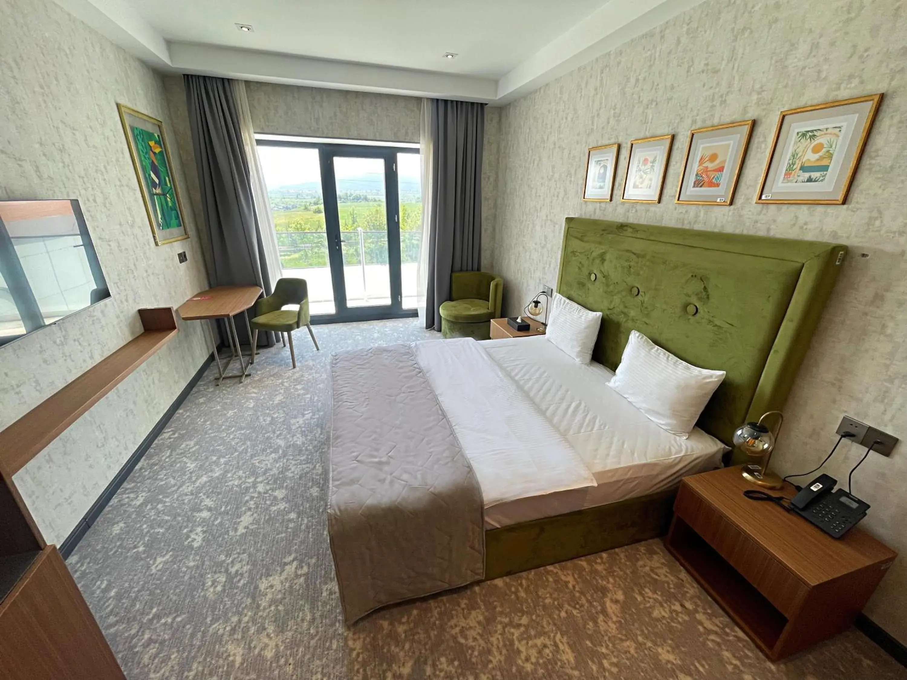King Room with Mountain View - single occupancy in Arena Grand Hotel King Room with Mountain View - single occupancy in Arena Grand Hotel