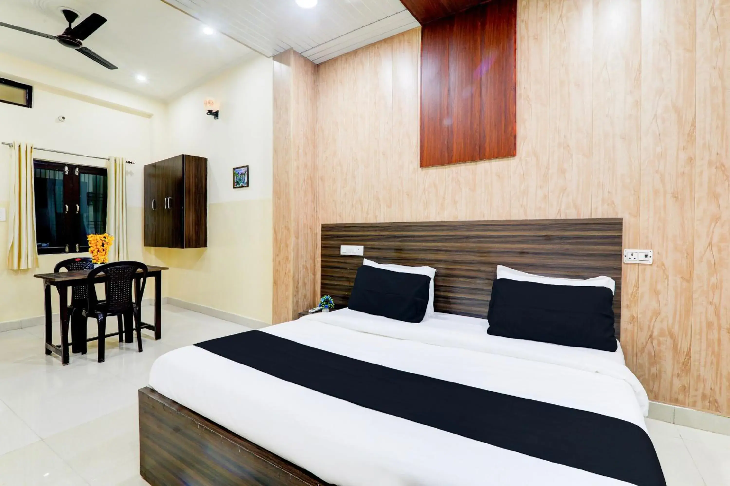 Classic Triple Room - single occupancy in Super Hotel O SSK Hotel Classic Triple Room - single occupancy in Super Hotel O SSK Hotel