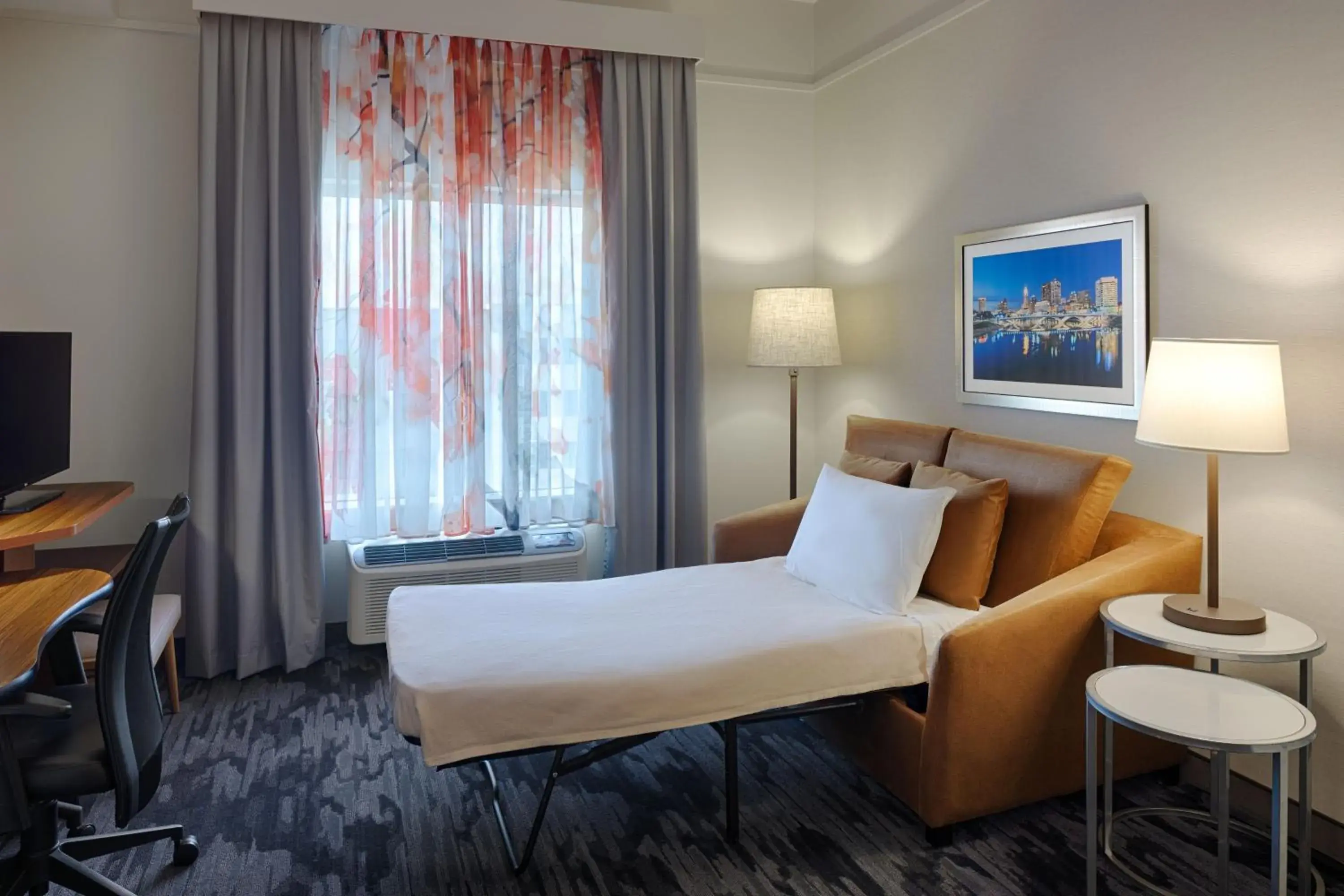 One King With Sofabed - Nonsmoking in Fairfield Inn & Suites by Marriott Columbus Airport One King With Sofabed - Nonsmoking in Fairfield Inn & Suites by Marriott Columbus Airport