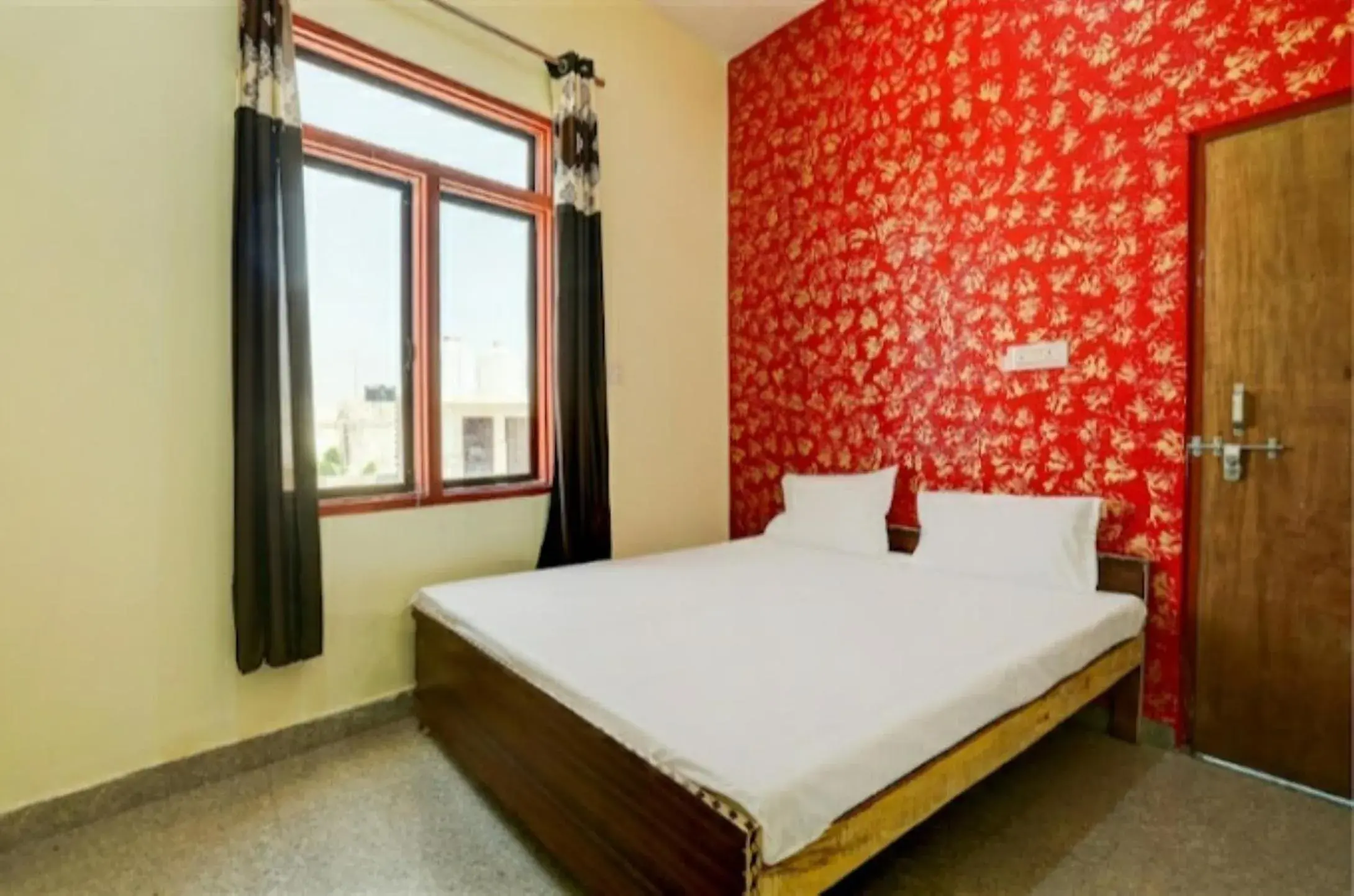 Double Room in Hotel M J, Agra Double Room in Hotel M J, Agra