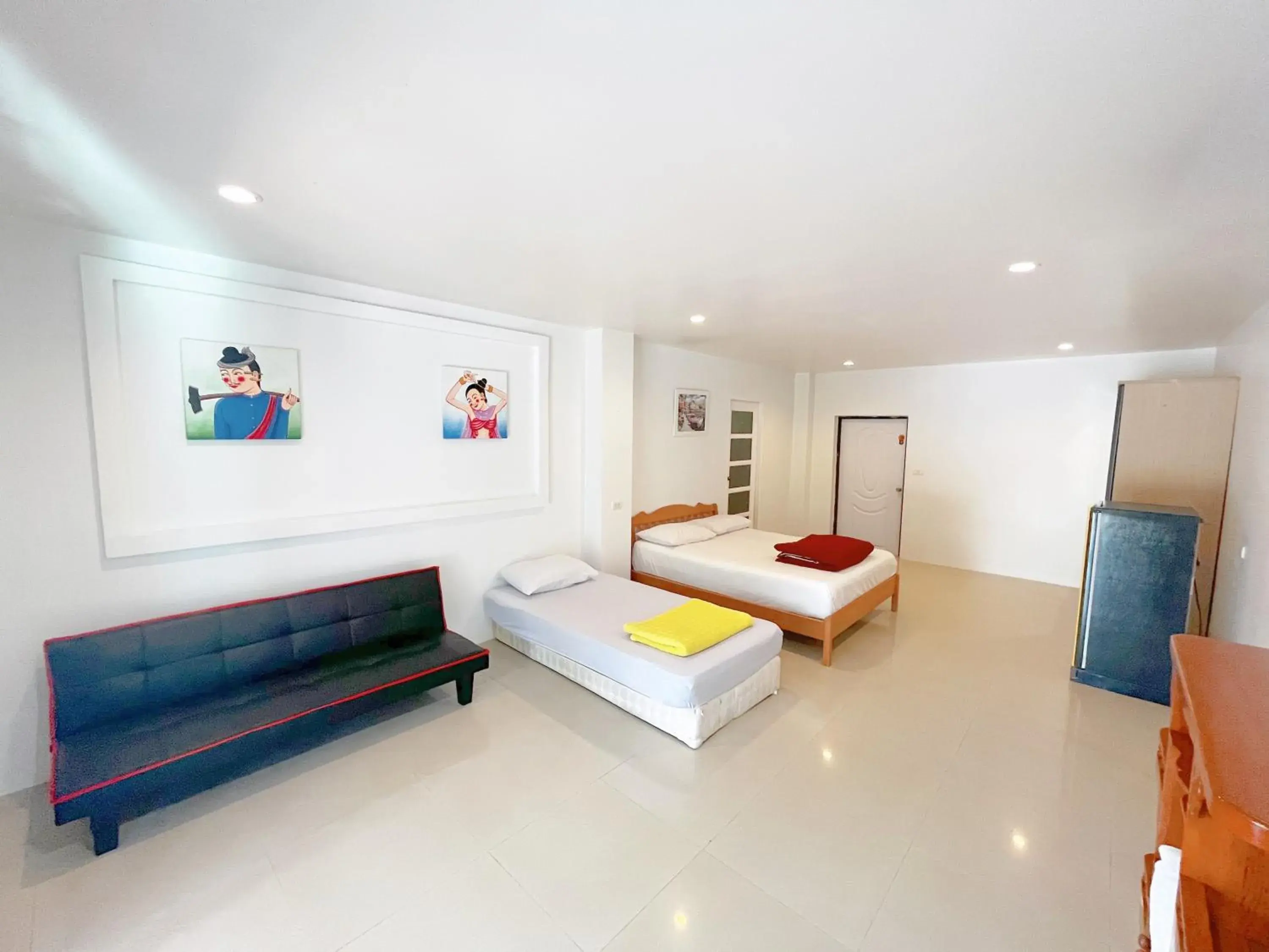 Triple Room in บ้านพักสิริ มุกดาหาร (Baan Siri Mukdahan) Triple Room in บ้านพักสิริ มุกดาหาร (Baan Siri Mukdahan)