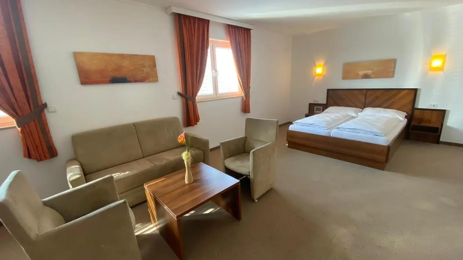 Family Room in Weinland Family Room in Weinland