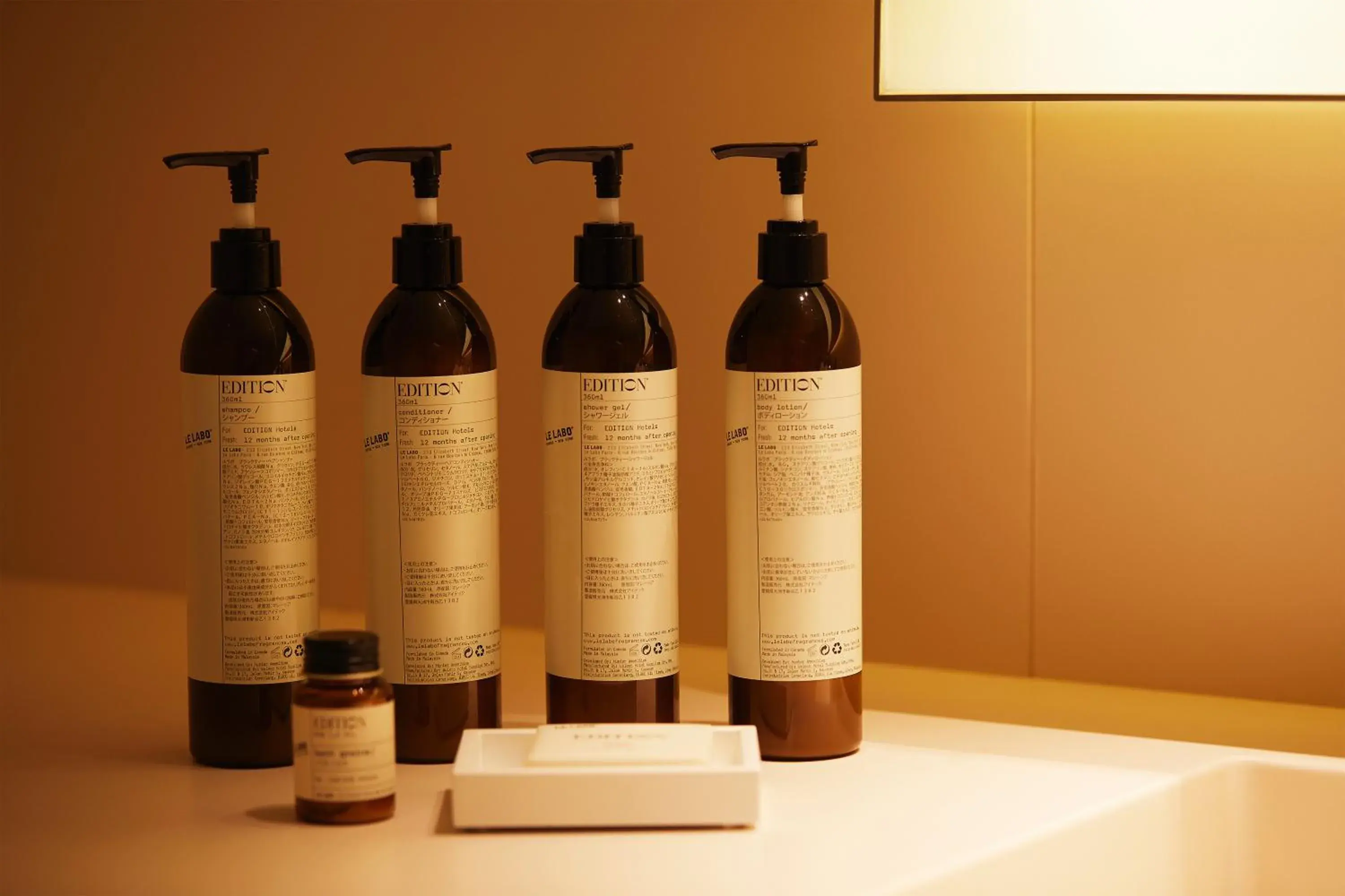 Deluxe King Room with City View in The Tokyo EDITION, Ginza Deluxe King Room with City View in The Tokyo EDITION, Ginza