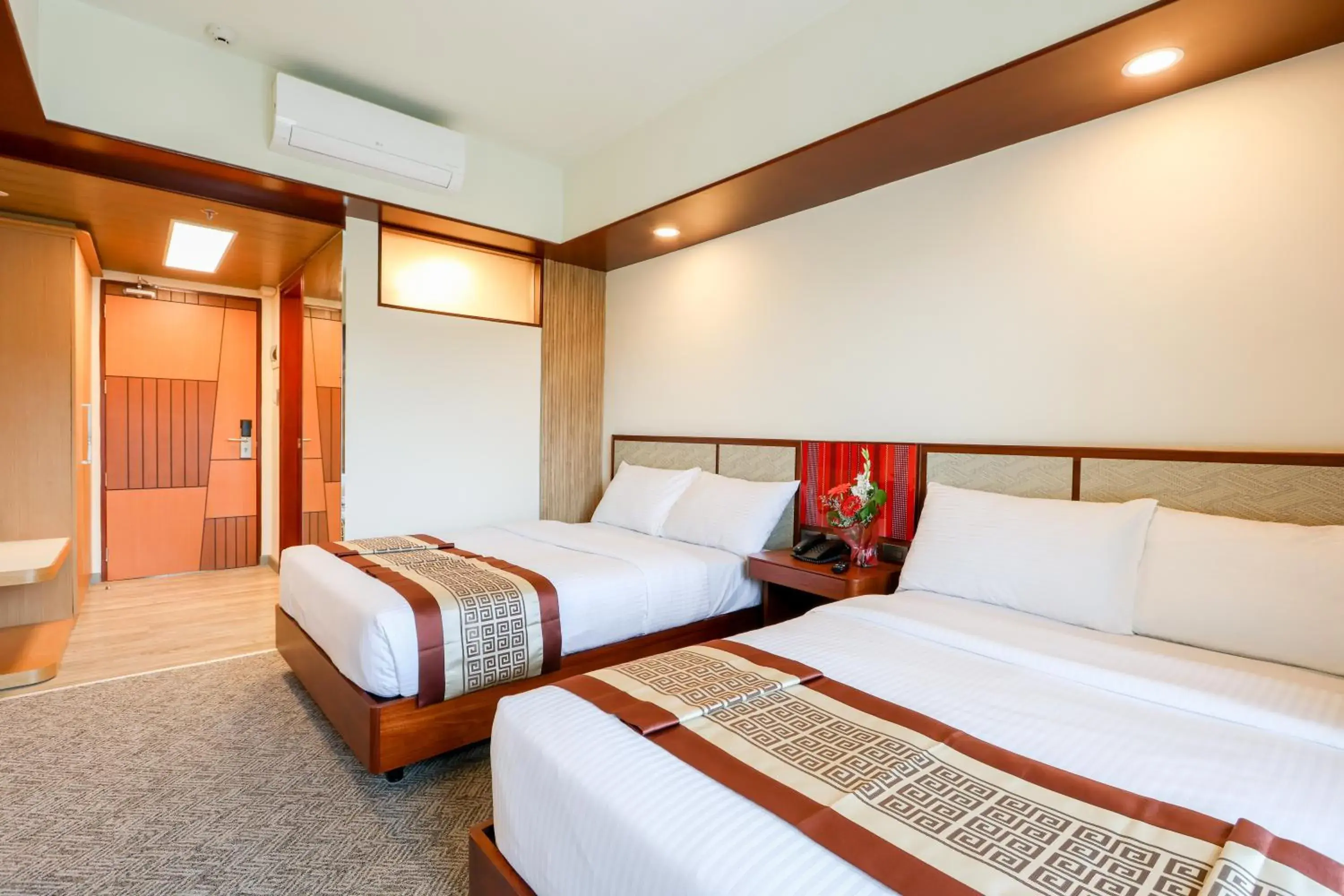 Superior Double Room - single occupancy in Sotogrande Hotel Baguio Superior Double Room - single occupancy in Sotogrande Hotel Baguio