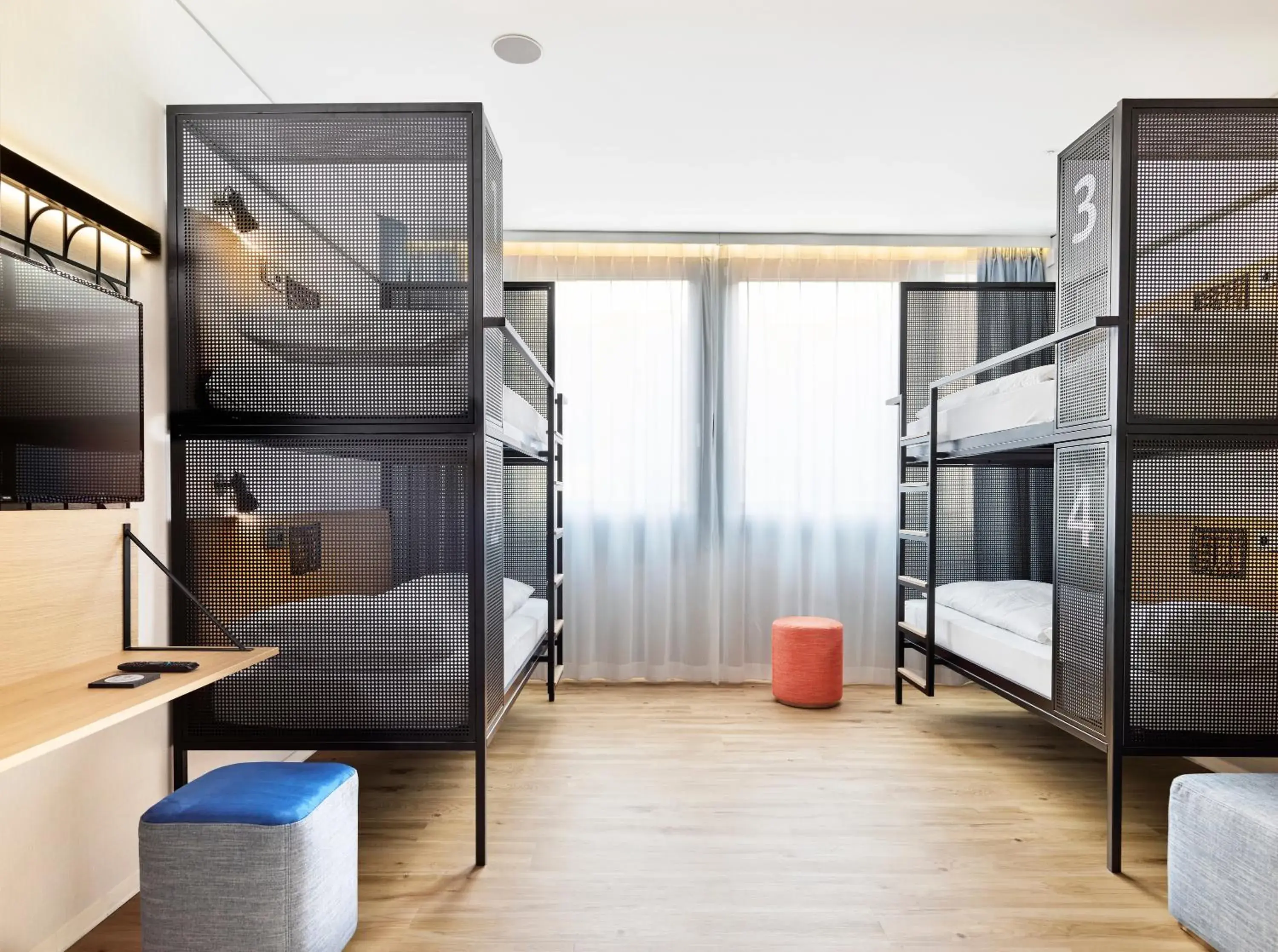 Superior Quadruple Room in H2 Hotel Wien Schönbrunn Superior Quadruple Room in H2 Hotel Wien Schönbrunn