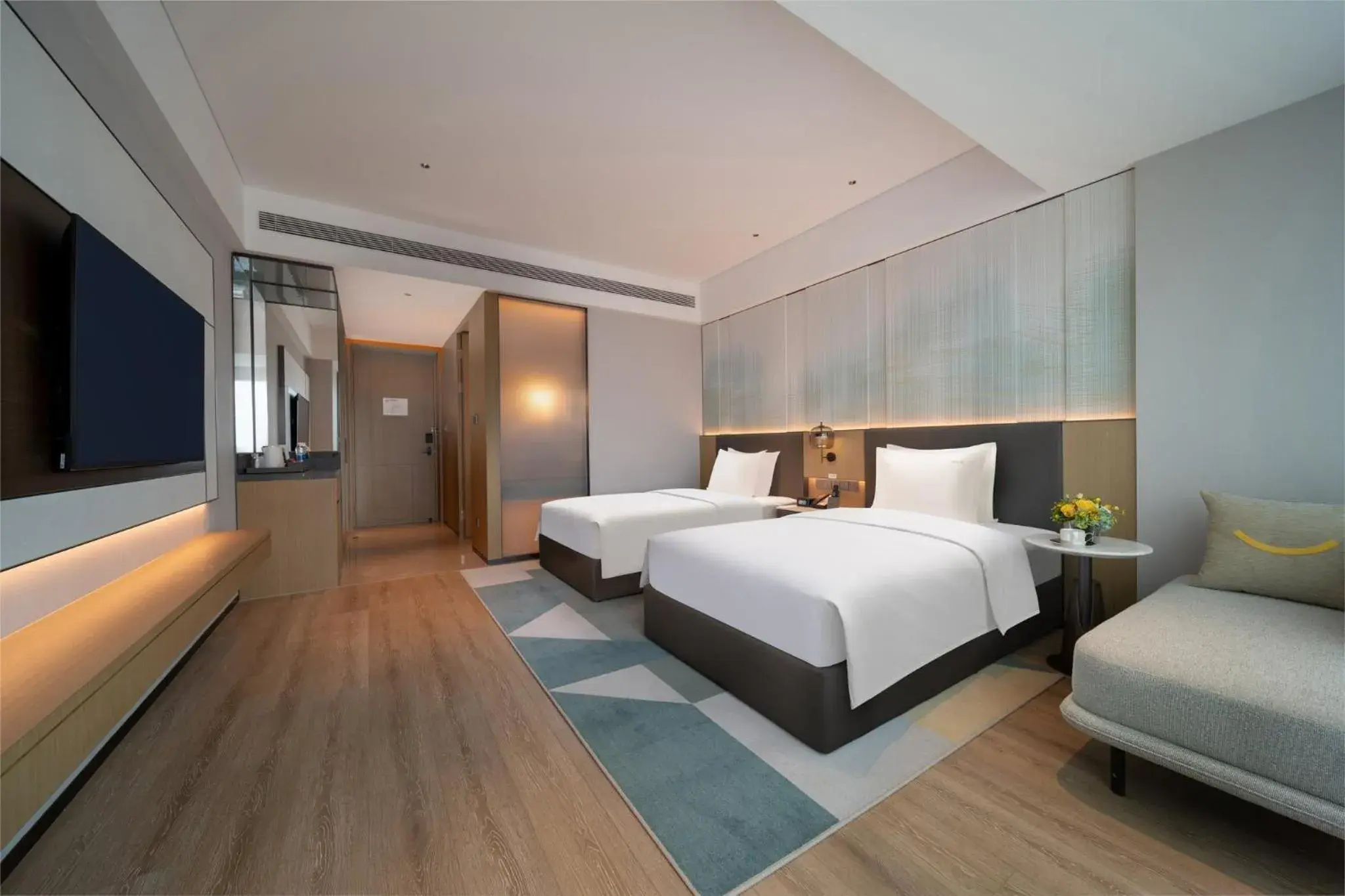 High Floor Standard Twin Room in Holiday Inn Chengdu East, an IHG Hotel High Floor Standard Twin Room in Holiday Inn Chengdu East, an IHG Hotel